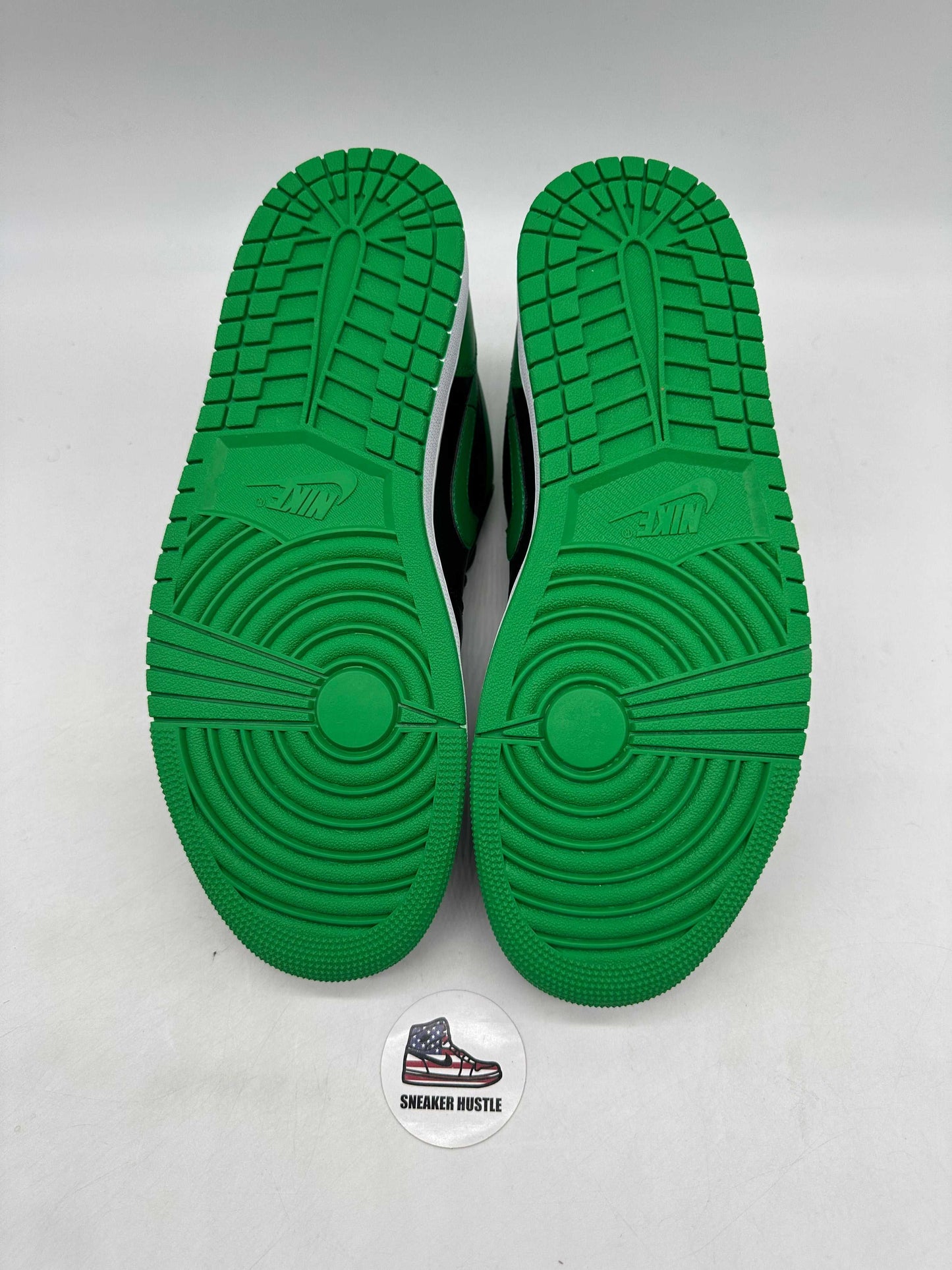 Jordan 1 Low Lucky Green