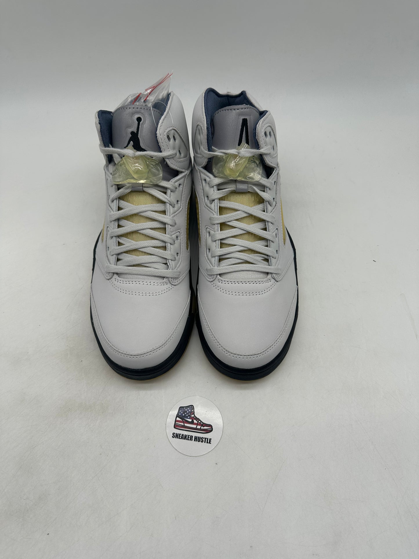 Jordan 5 Retro A Ma Maniére Dawn (Women's)
