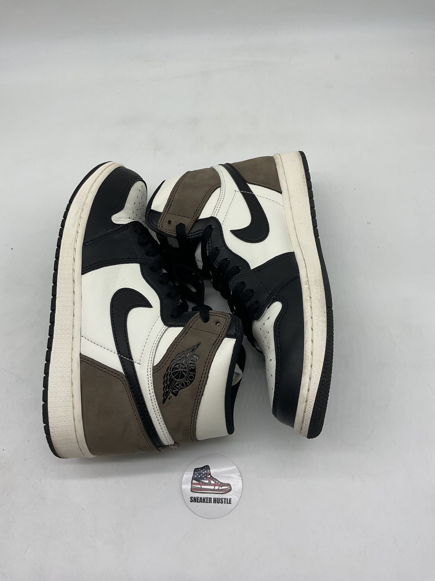 Jordan 1 Retro High Dark Mocha
