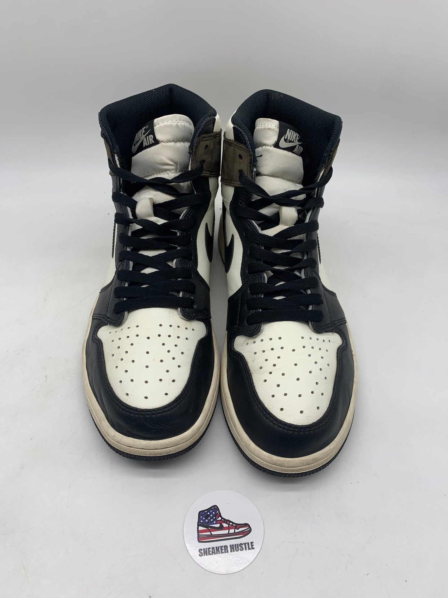 Jordan 1 Retro High Dark Mocha