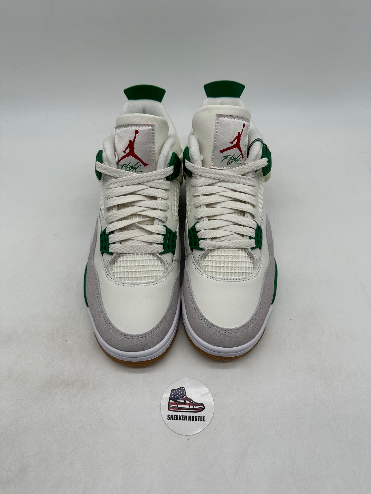 Jordan 4 Retro SB Pine Green