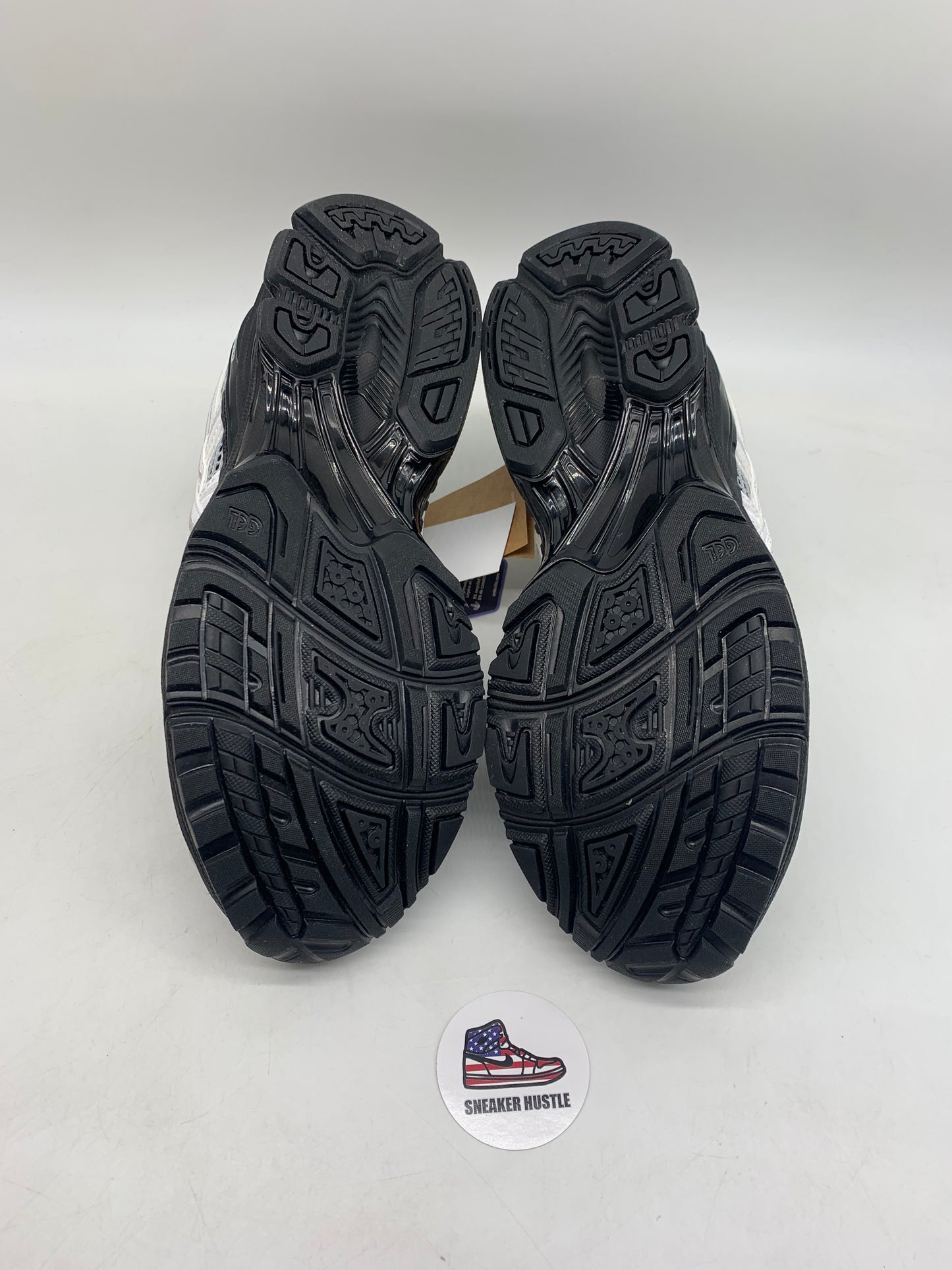 ASICS Gel-Kayano Legacy GmbH White Black