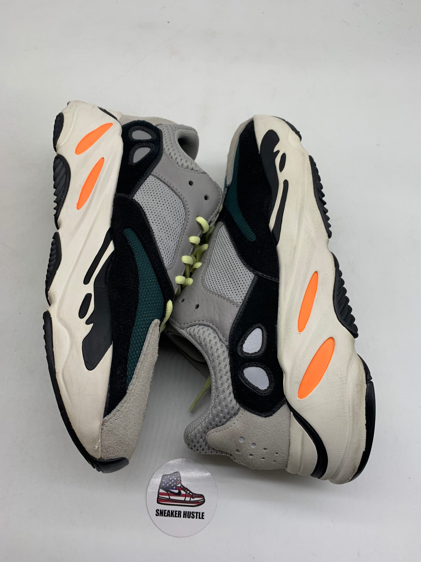 adidas Yeezy Boost 700 Wave Runner