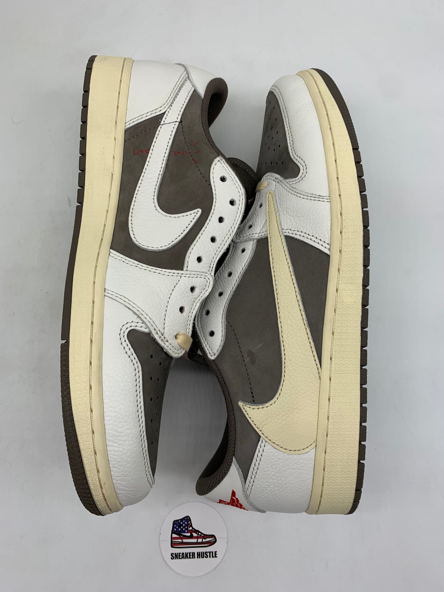 Jordan 1 Retro Low OG SP Travis Scott Reverse Mocha