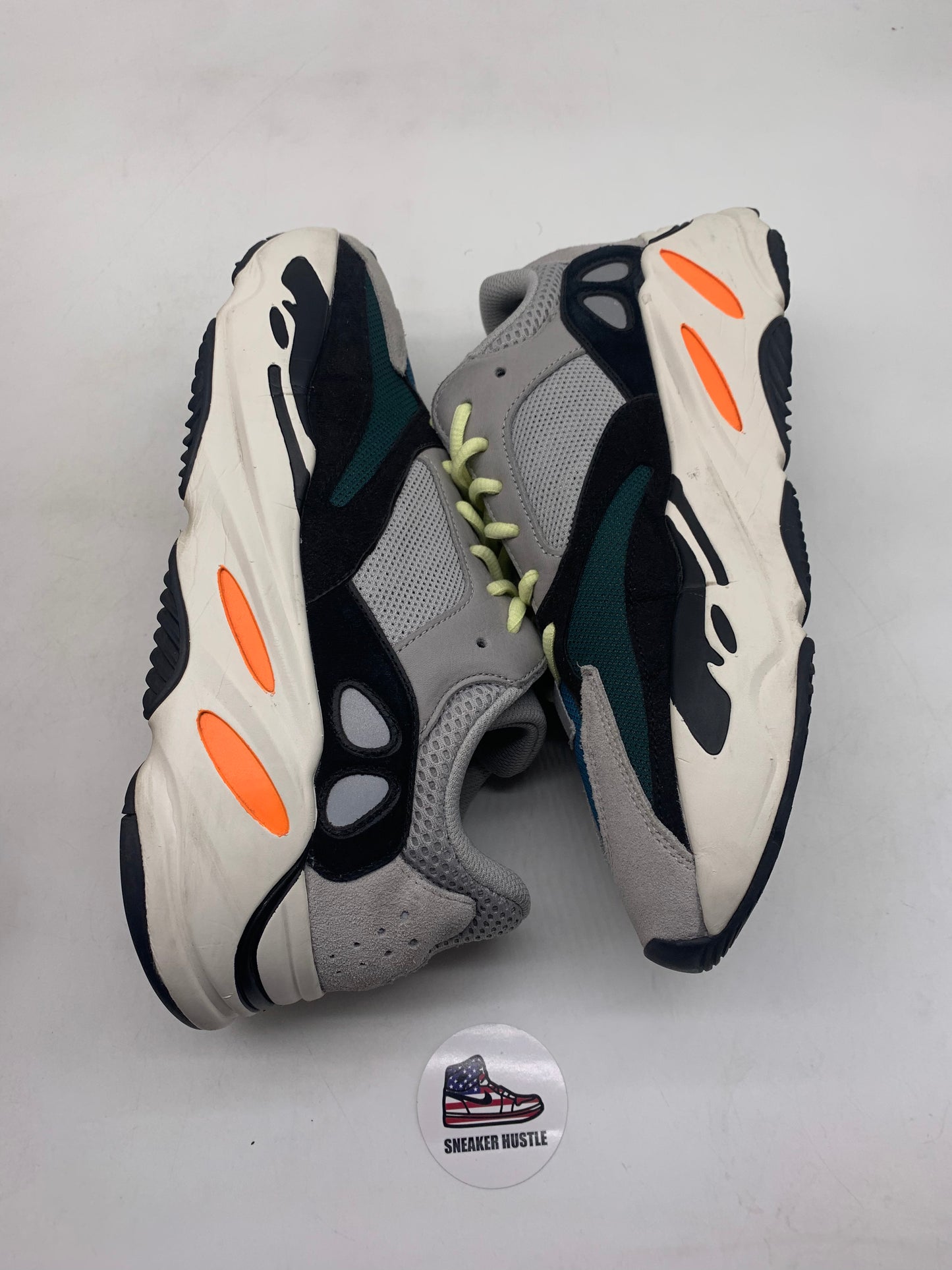adidas Yeezy Boost 700 Wave Runner