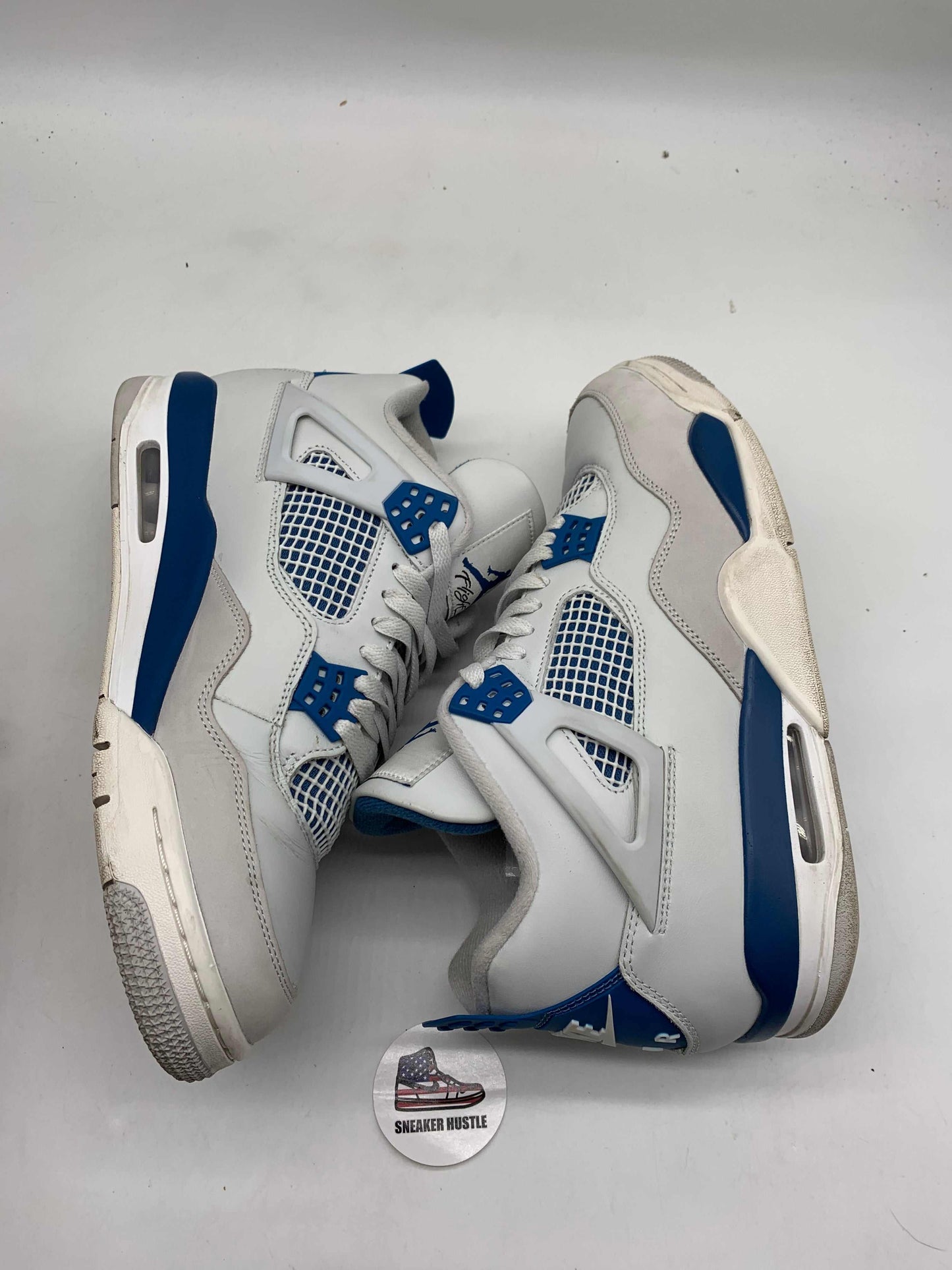 Jordan 4 Retro Military Blue (2024)