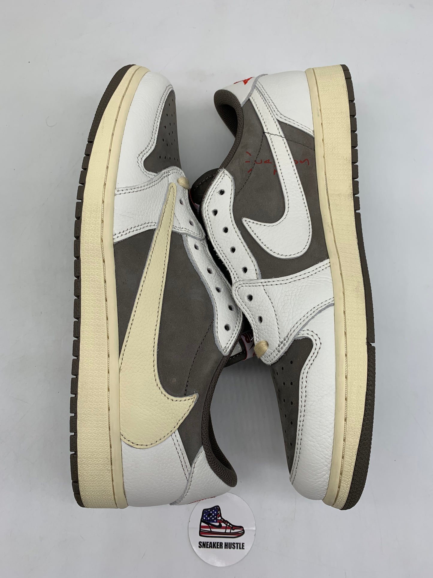Jordan 1 Retro Low OG SP Travis Scott Reverse Mocha