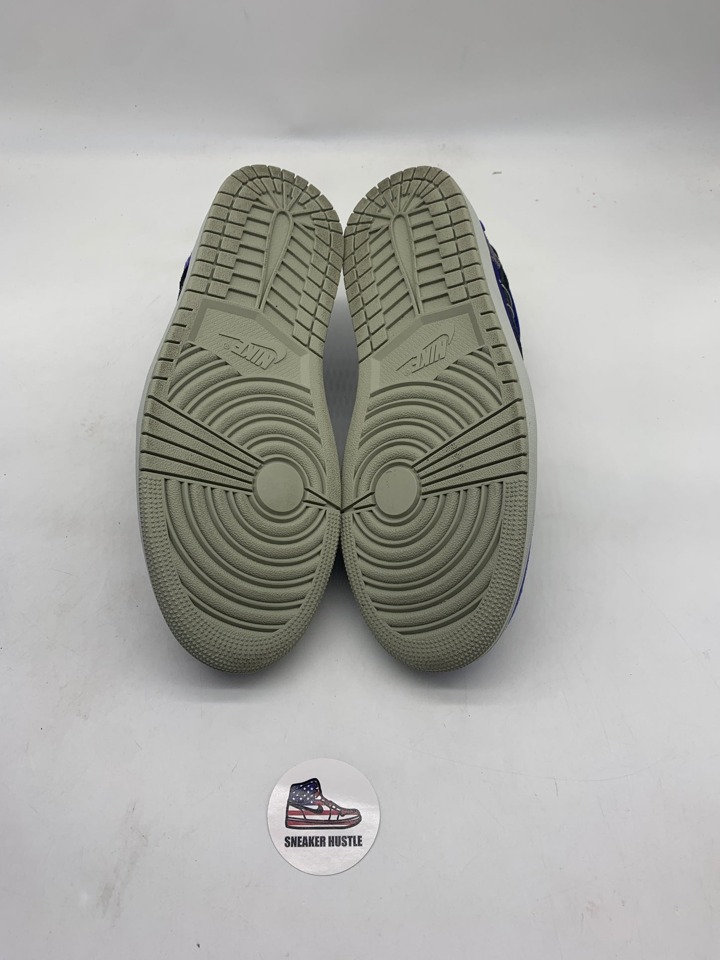 Jordan 1 Retro Low OG Zion Williamson Voodoo Alternate