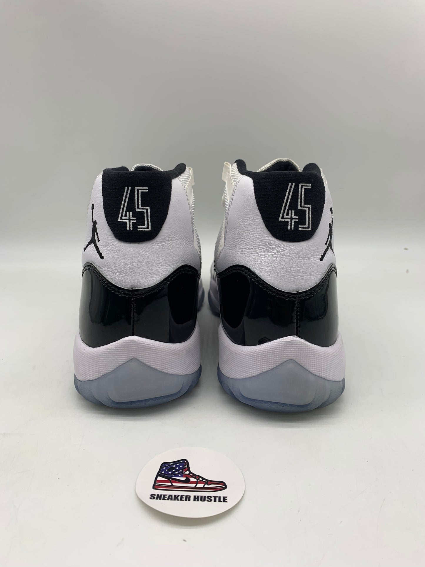Jordan 11 Retro Concord (2018)