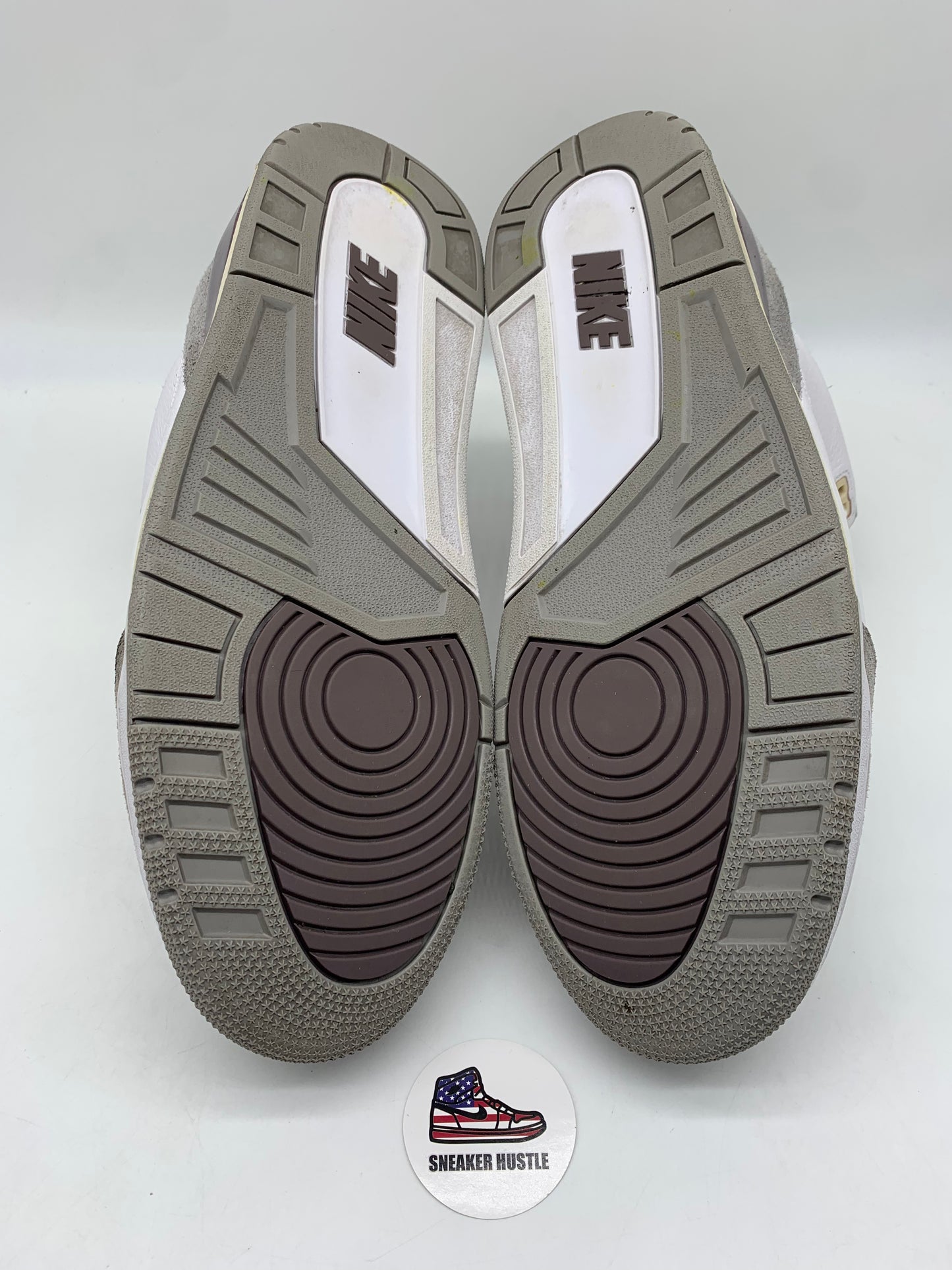 Jordan 3 Retro SP A Ma Maniére (Women's)