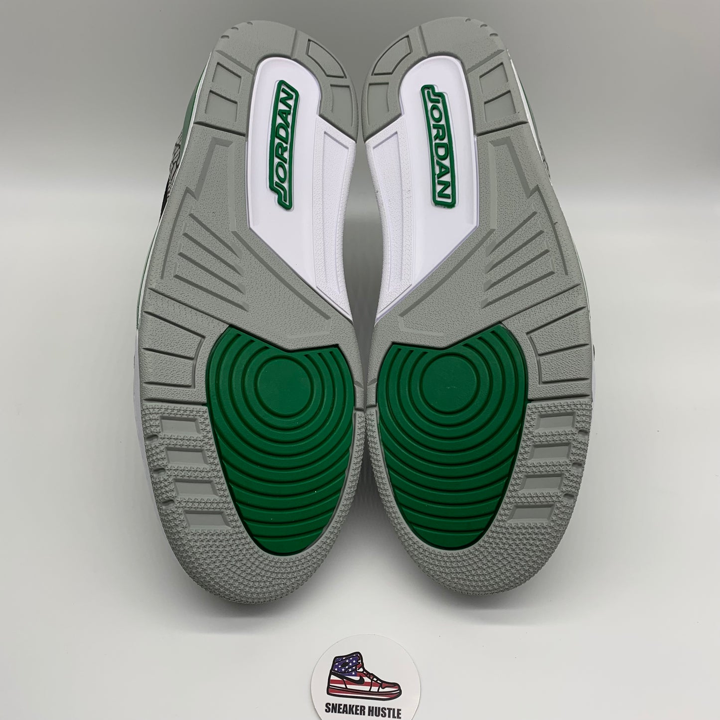Jordan 3 Pine Green