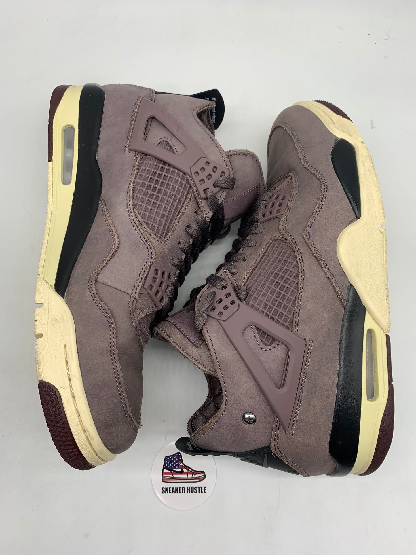 Jordan 4 Retro SP A Ma Maniére Violet Ore