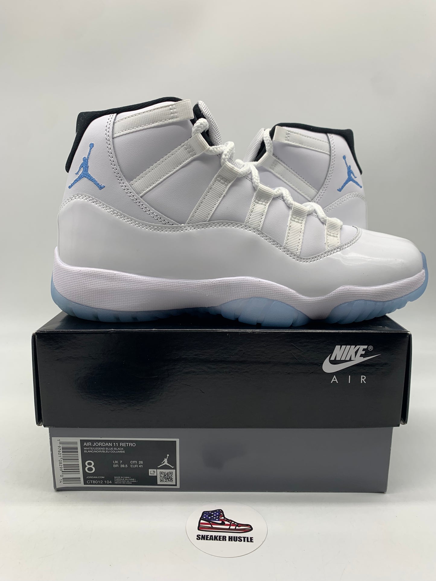 Jordan 11 Retro Legend Blue (2024)
