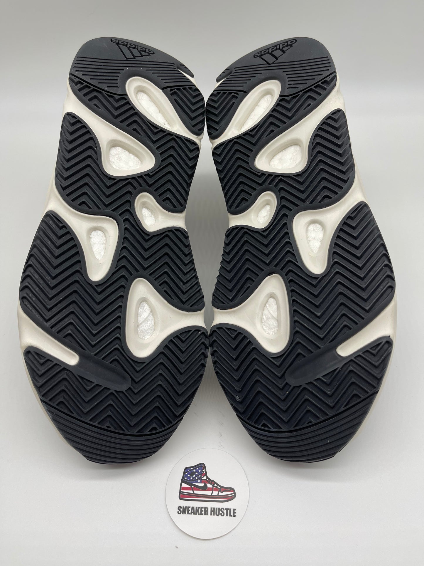 adidas Yeezy Boost 700 Wave Runner Solid Grey