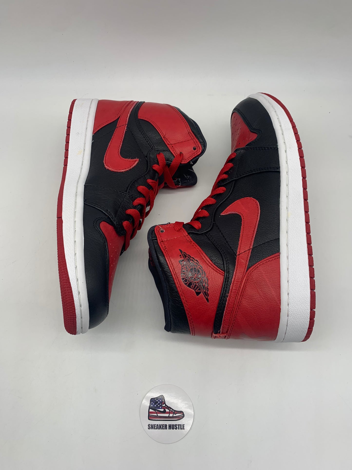 Jordan 1 Retro Banned (B-Grade) (2011)