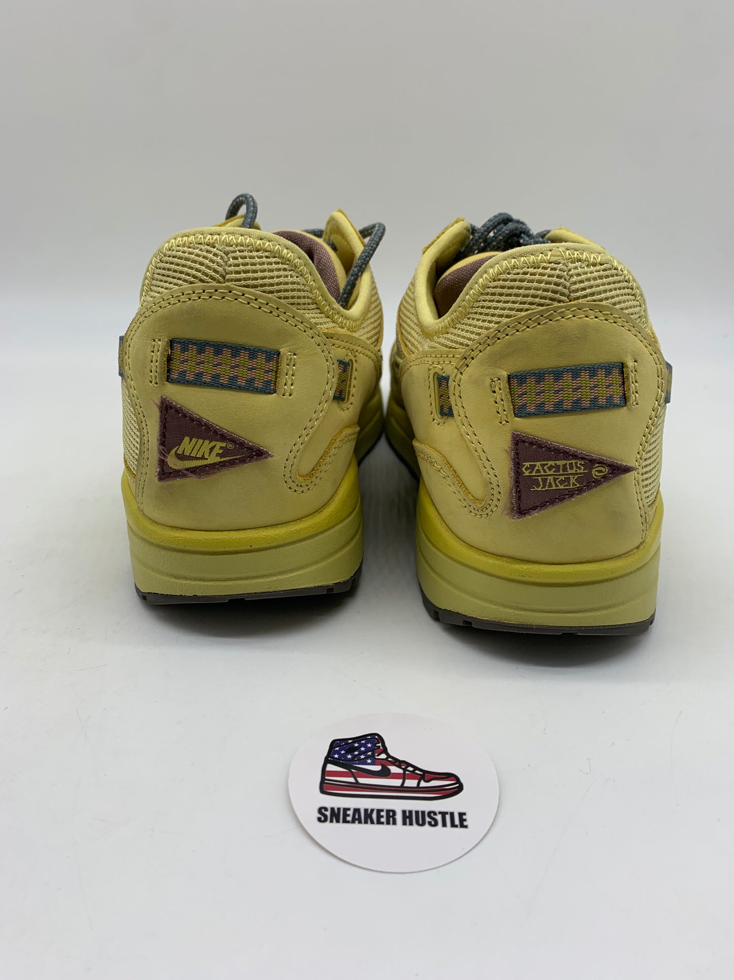 Nike Air Max 1 Travis Scott Cactus Jack Saturn Gold