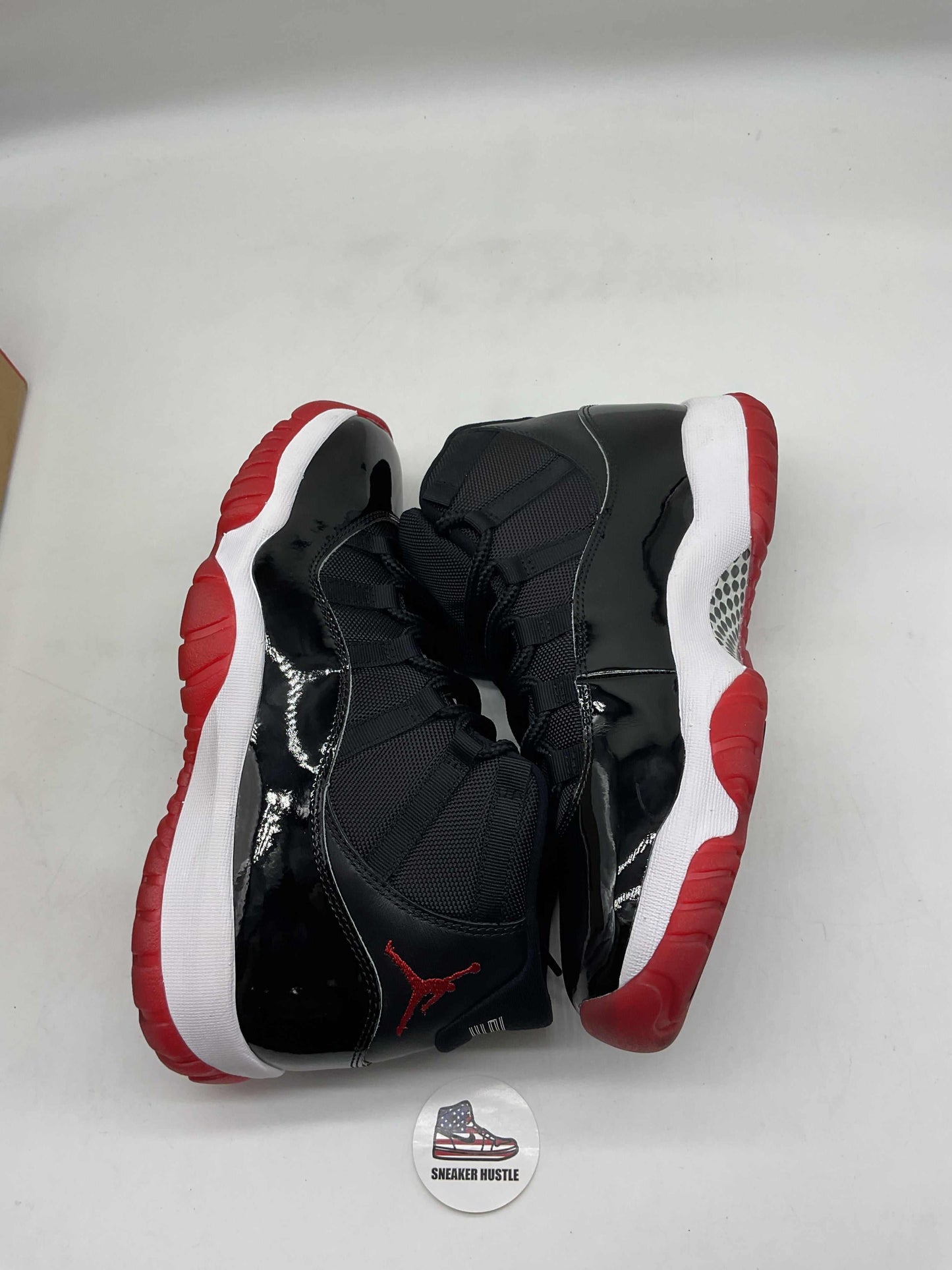 Jordan 11 Retro Playoffs Bred (2019)