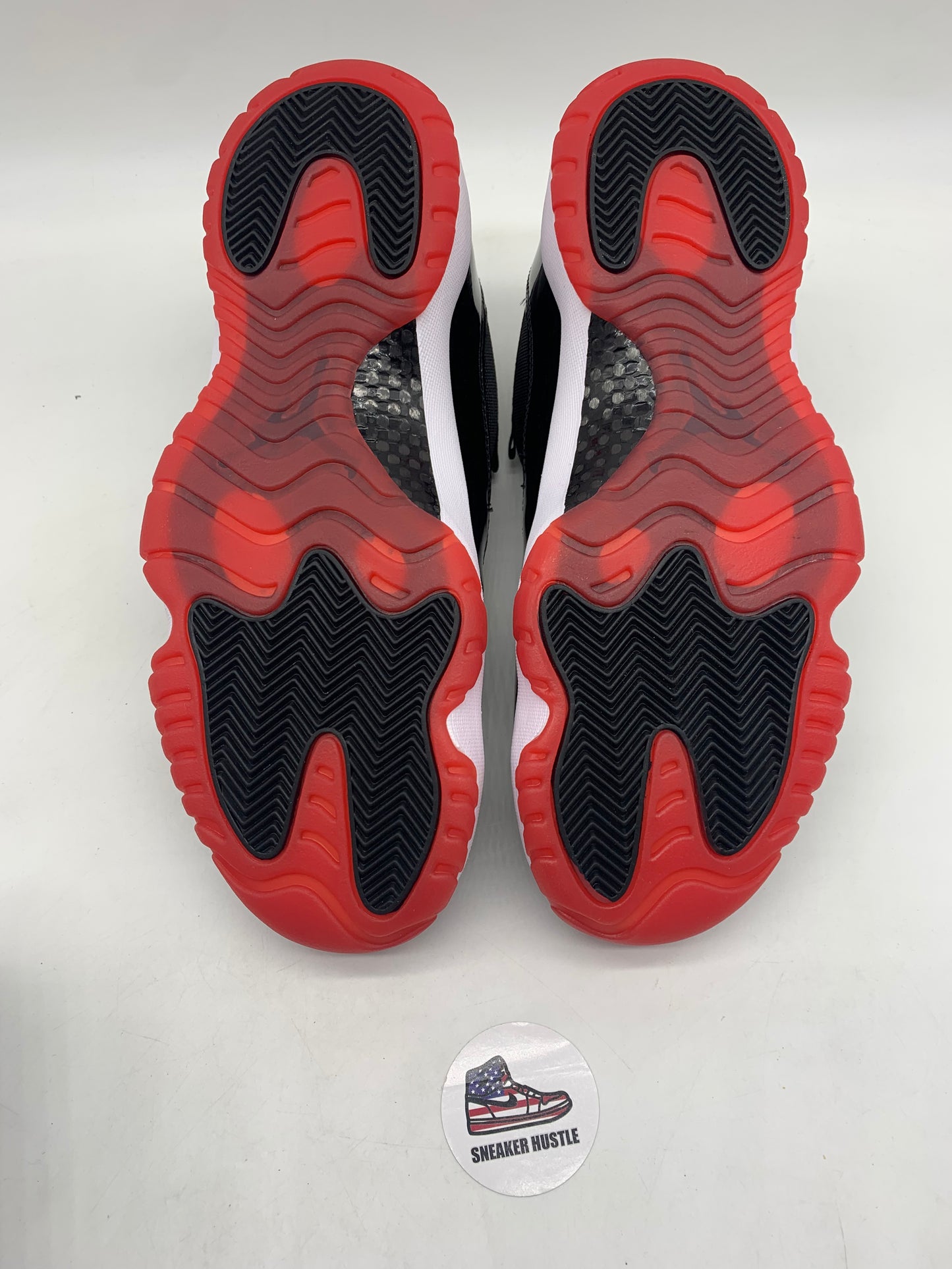 Jordan 11 Retro Low Bred (2025)