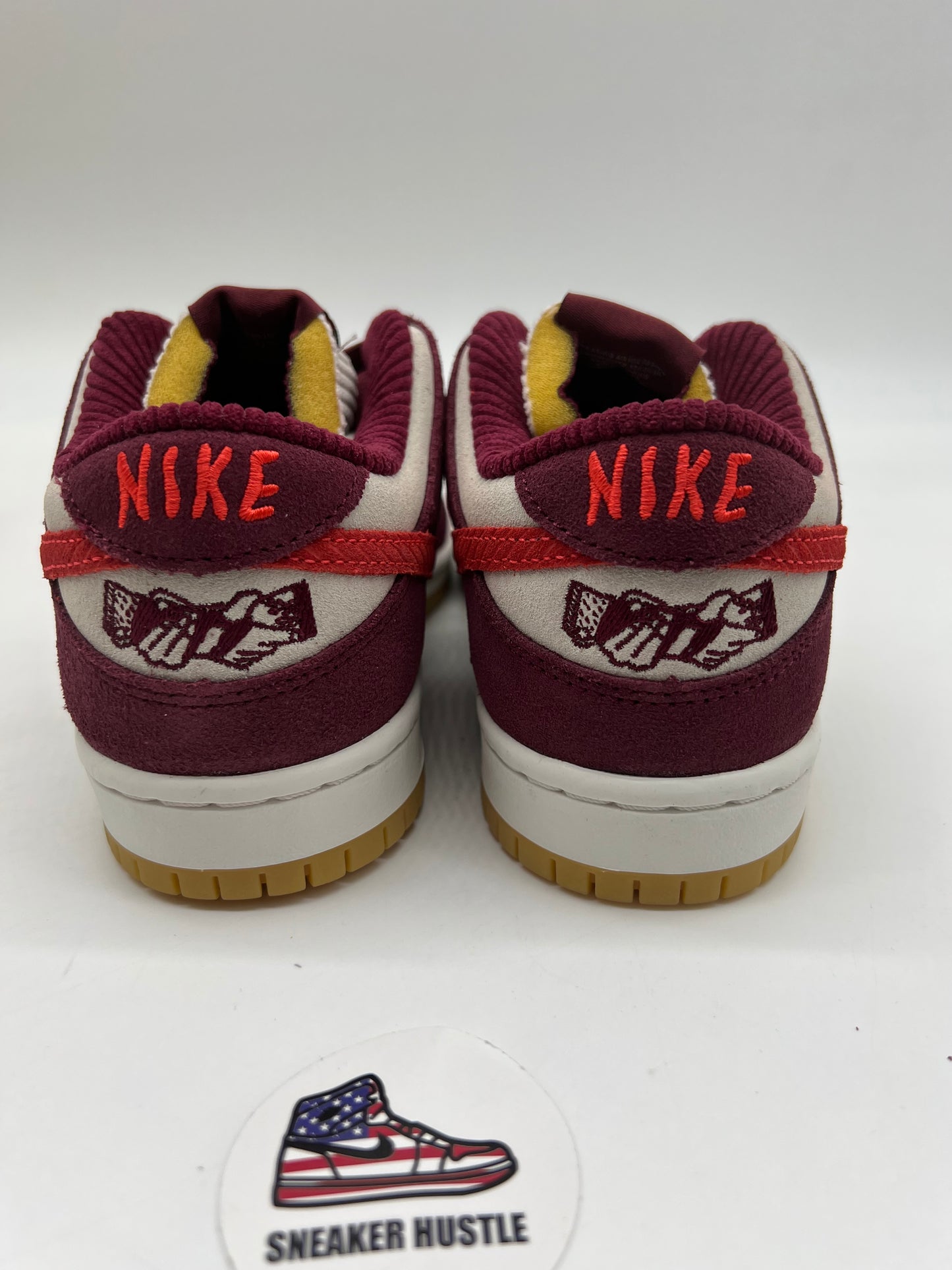Nike SB Dunk Low Skate Like a Girl