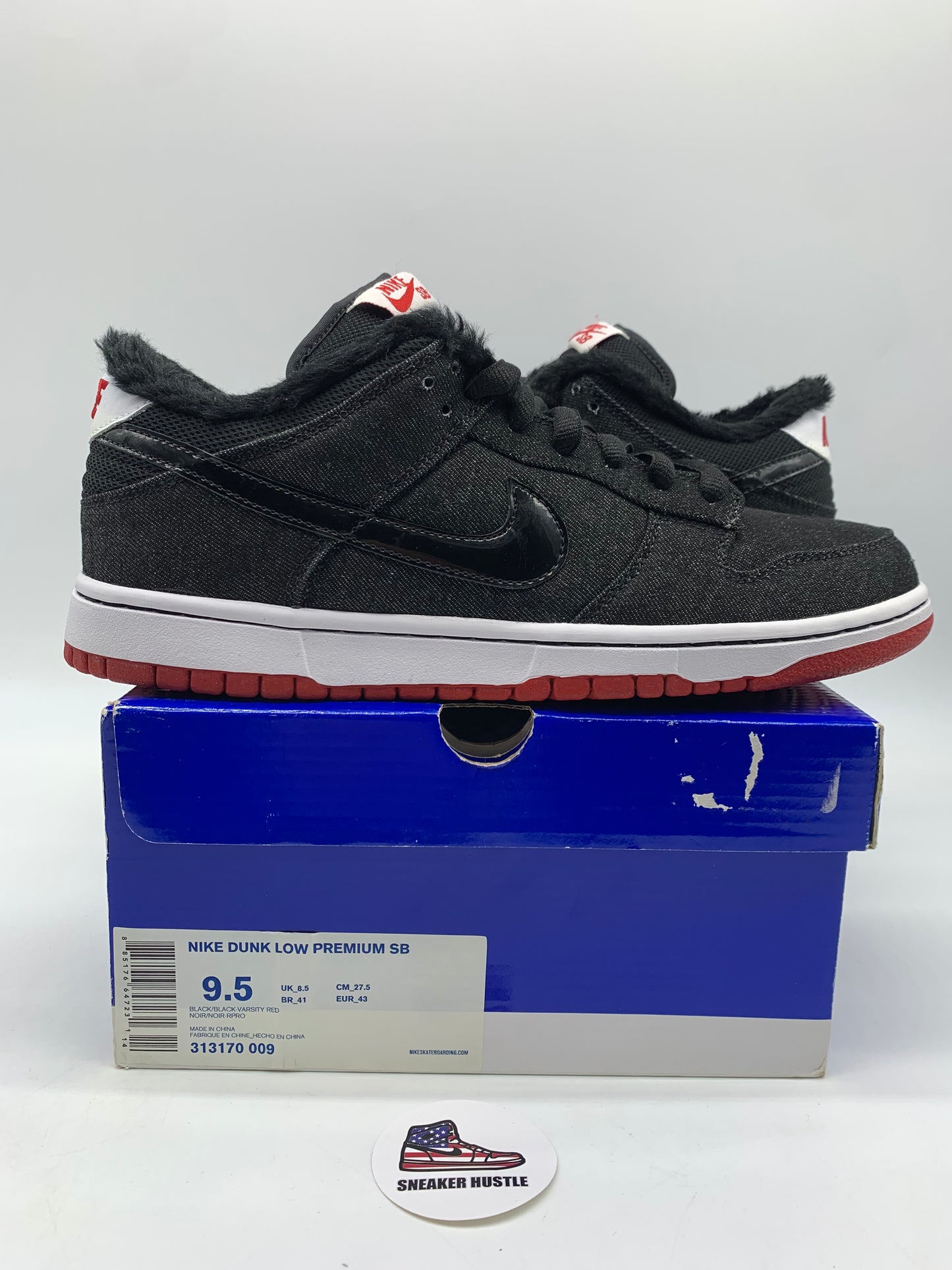 Nike SB Dunk Low Larry Perkins (No Chirp)