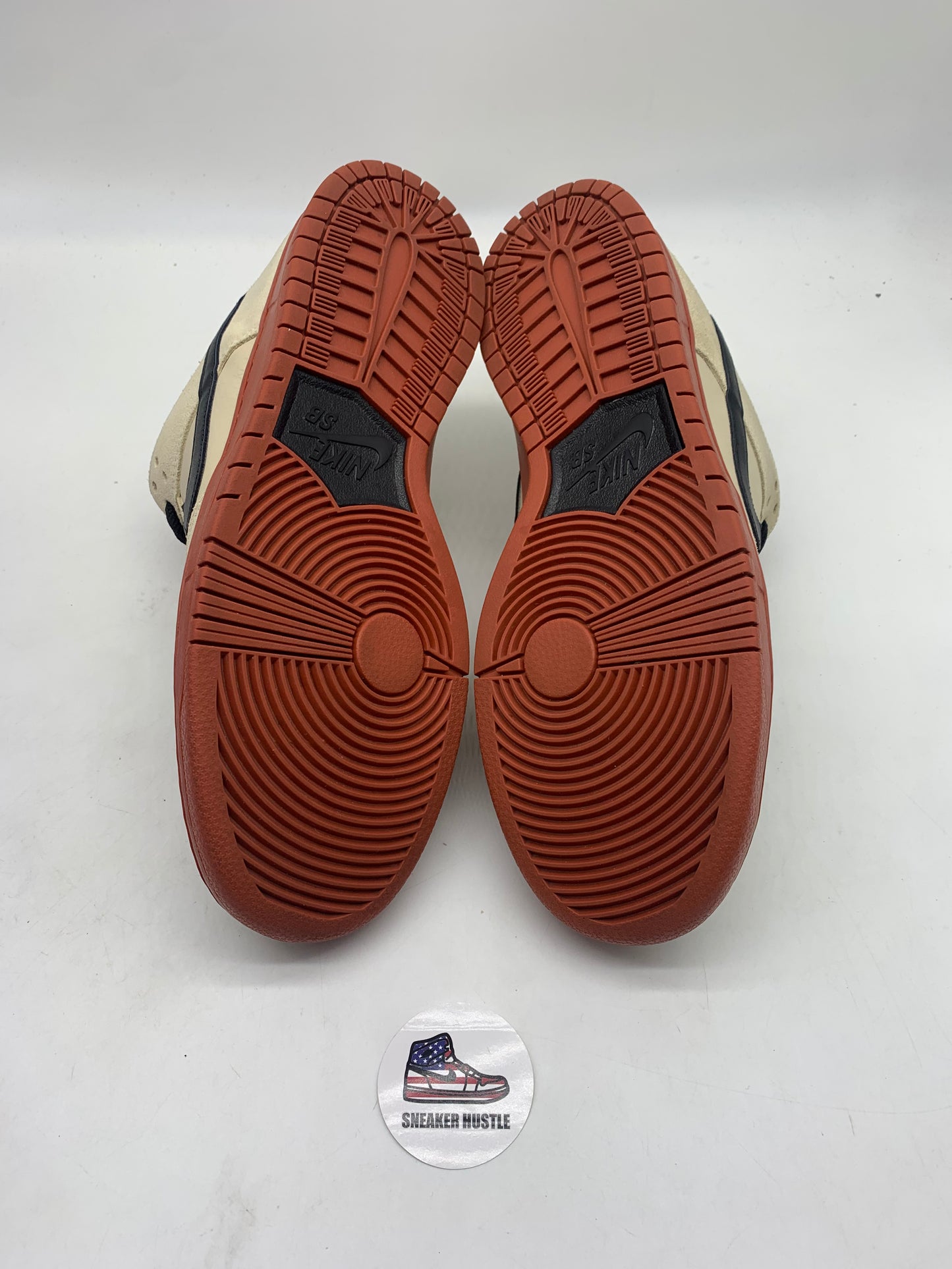 Nike SB Dunk Low Pro Hennessy