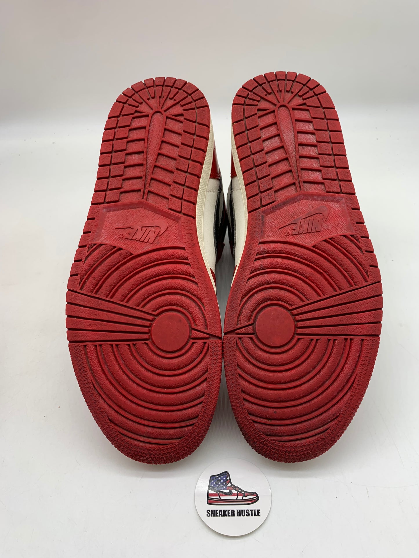 Jordan 1 Retro High OG Chicago Lost and Found
