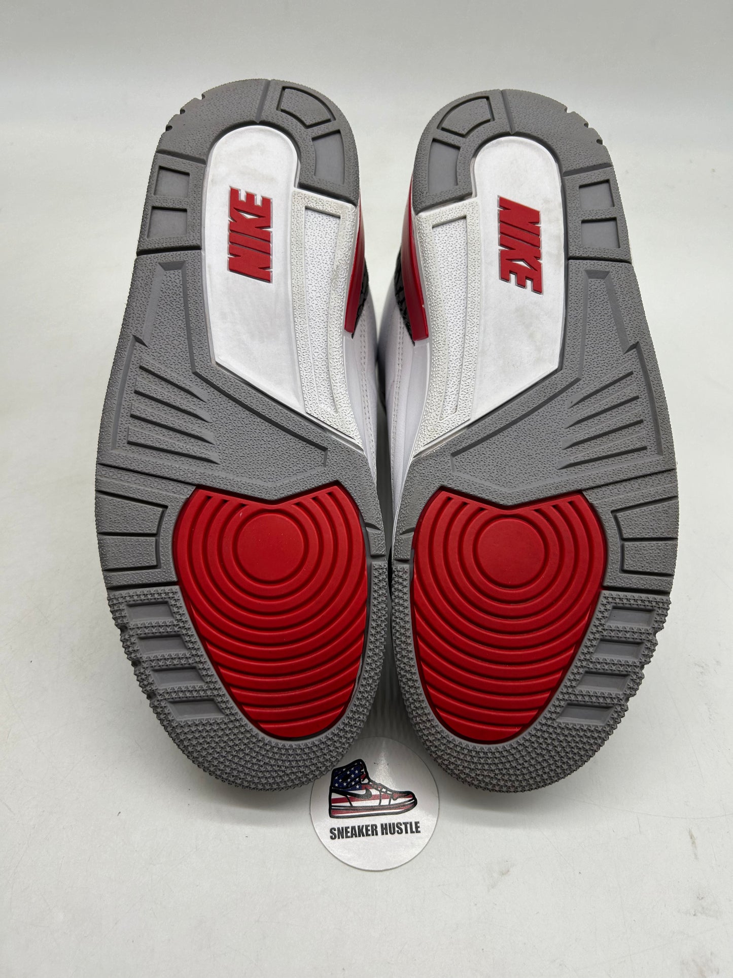 Jordan 3 Retro Fire Red (2022)