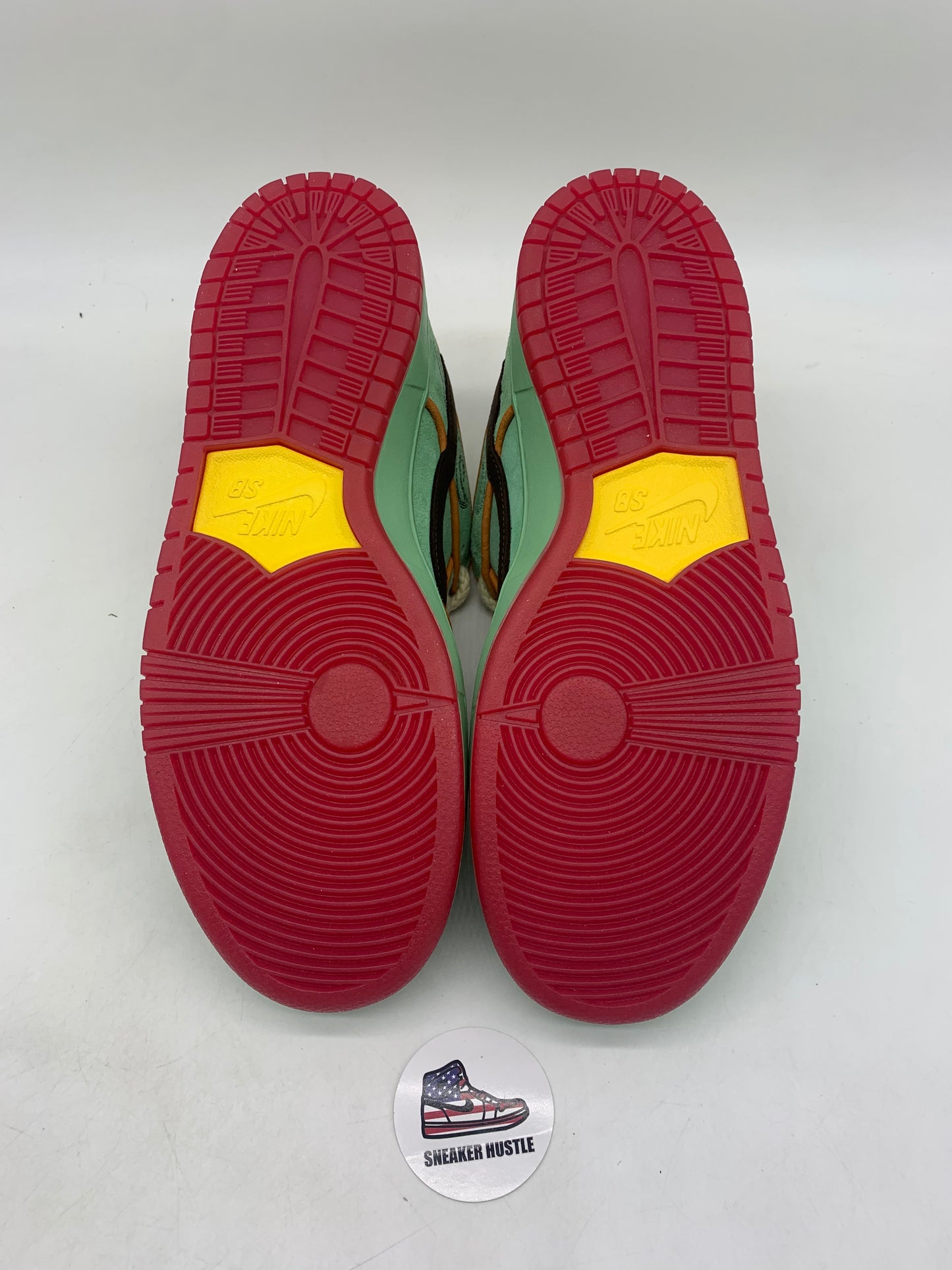 Nike SB Dunk Low Rodeo Tourmaline