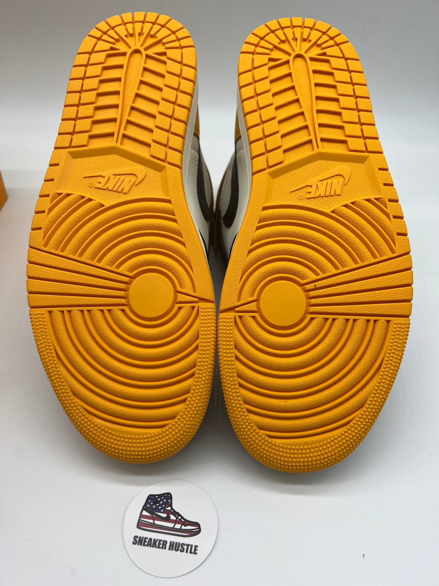Jordan 1 Retro High OG Taxi (GS)