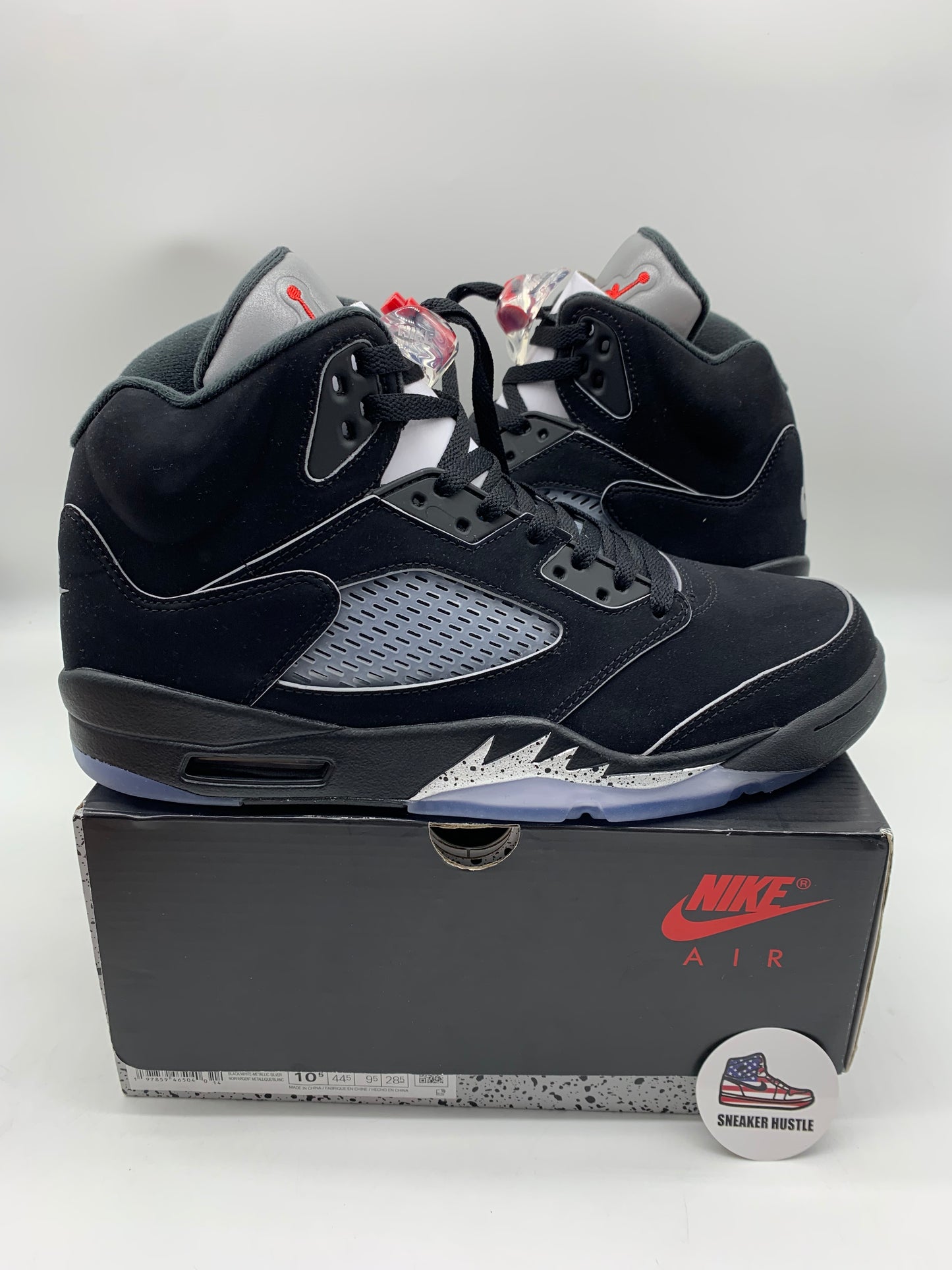 Jordan 5 Retro OG Black Metallic Reimagined