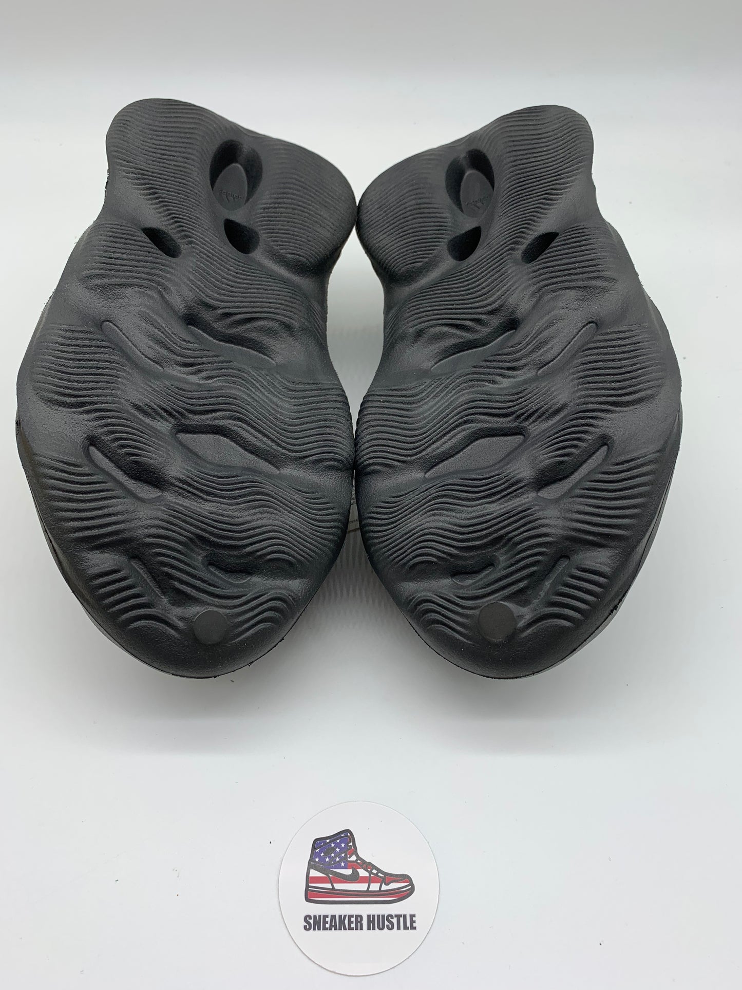 adidas Yeezy Foam RNR Onyx (2022/2024)