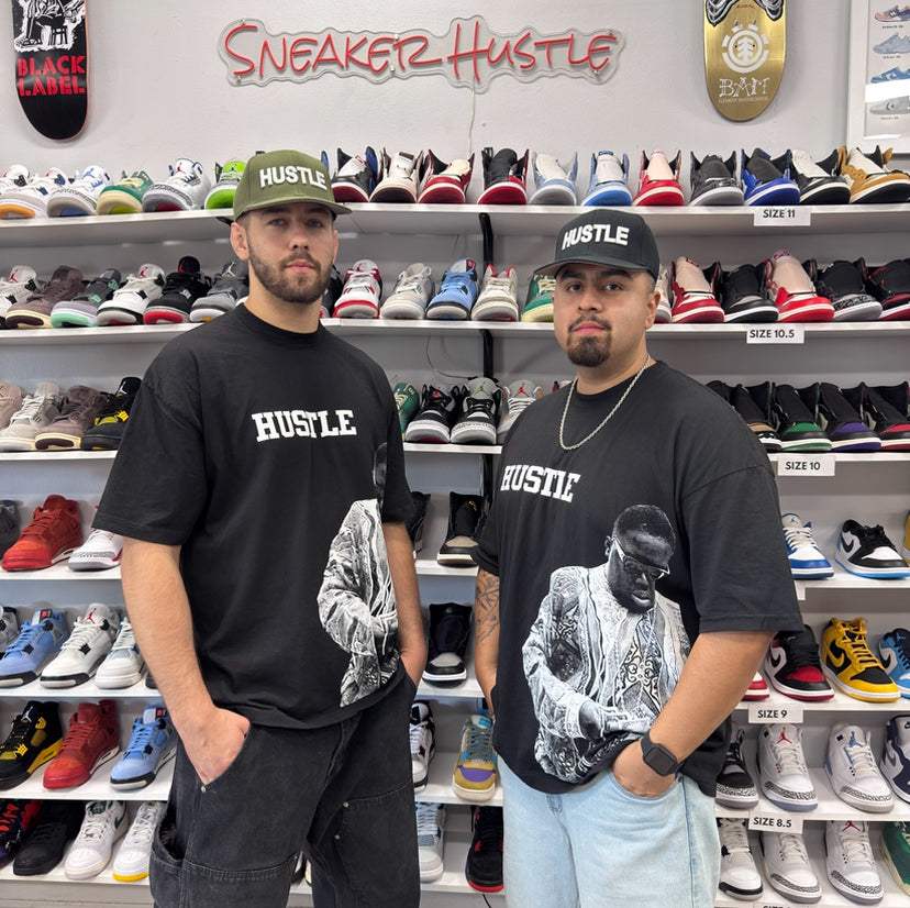HUSTLE "BIGGIE" TEE