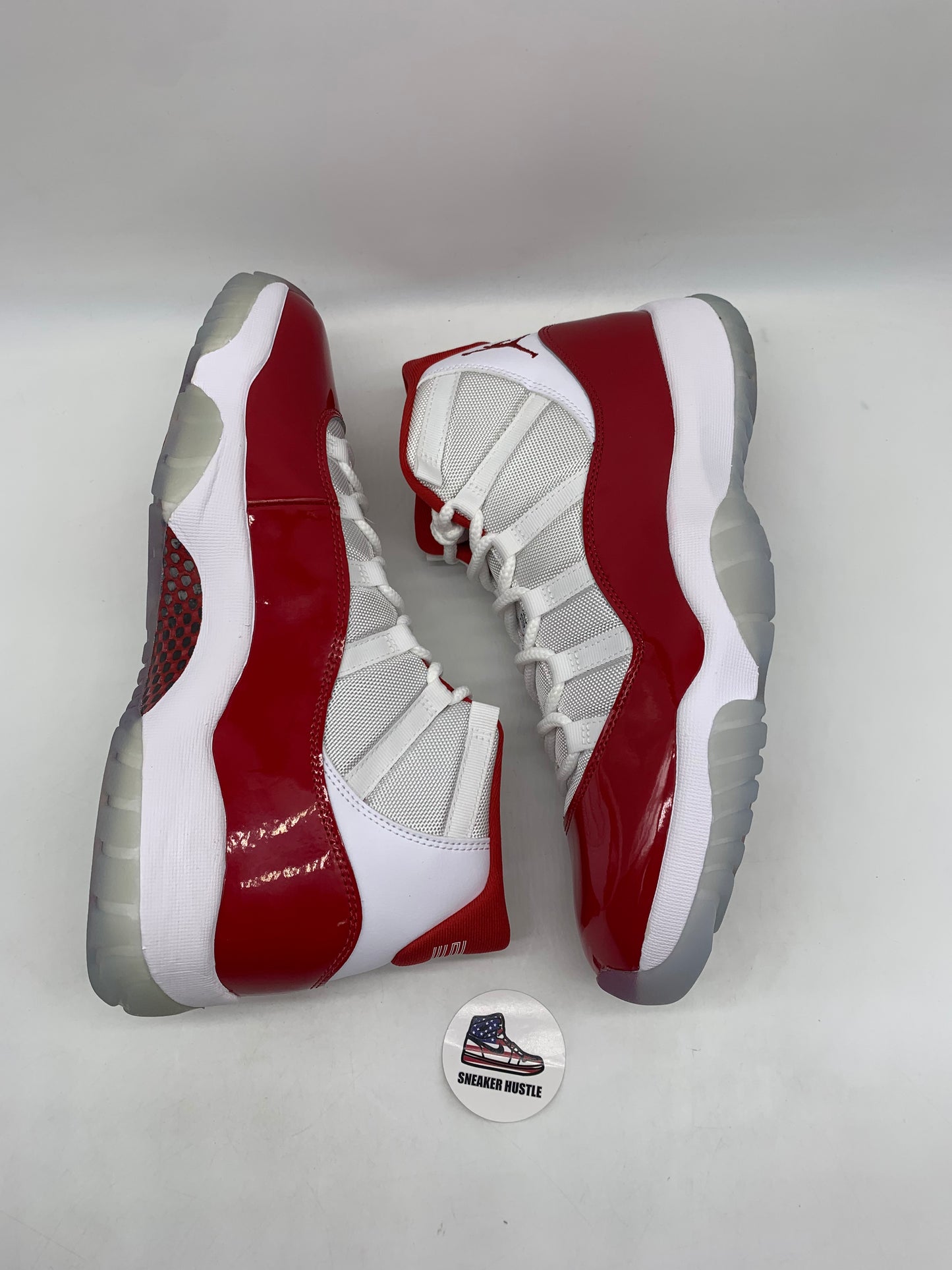 Jordan 11 Retro Cherry (2022)