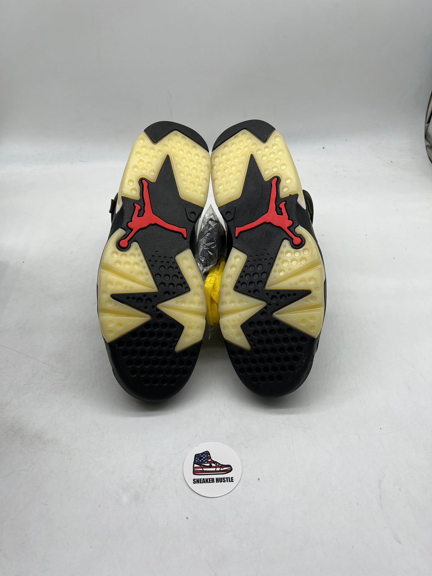Jordan 6 Retro Travis Scott