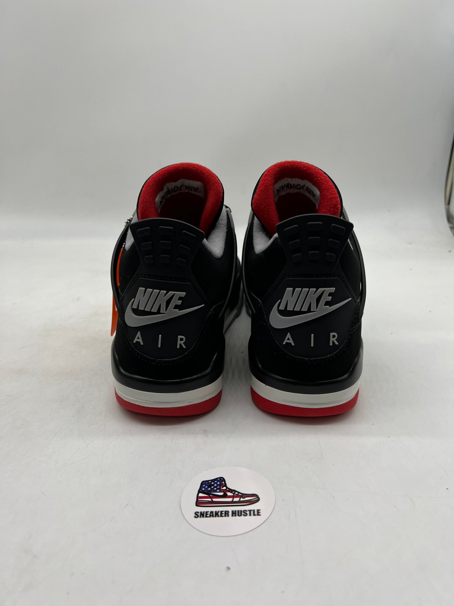 Jordan 4 Retro Bred (2019)