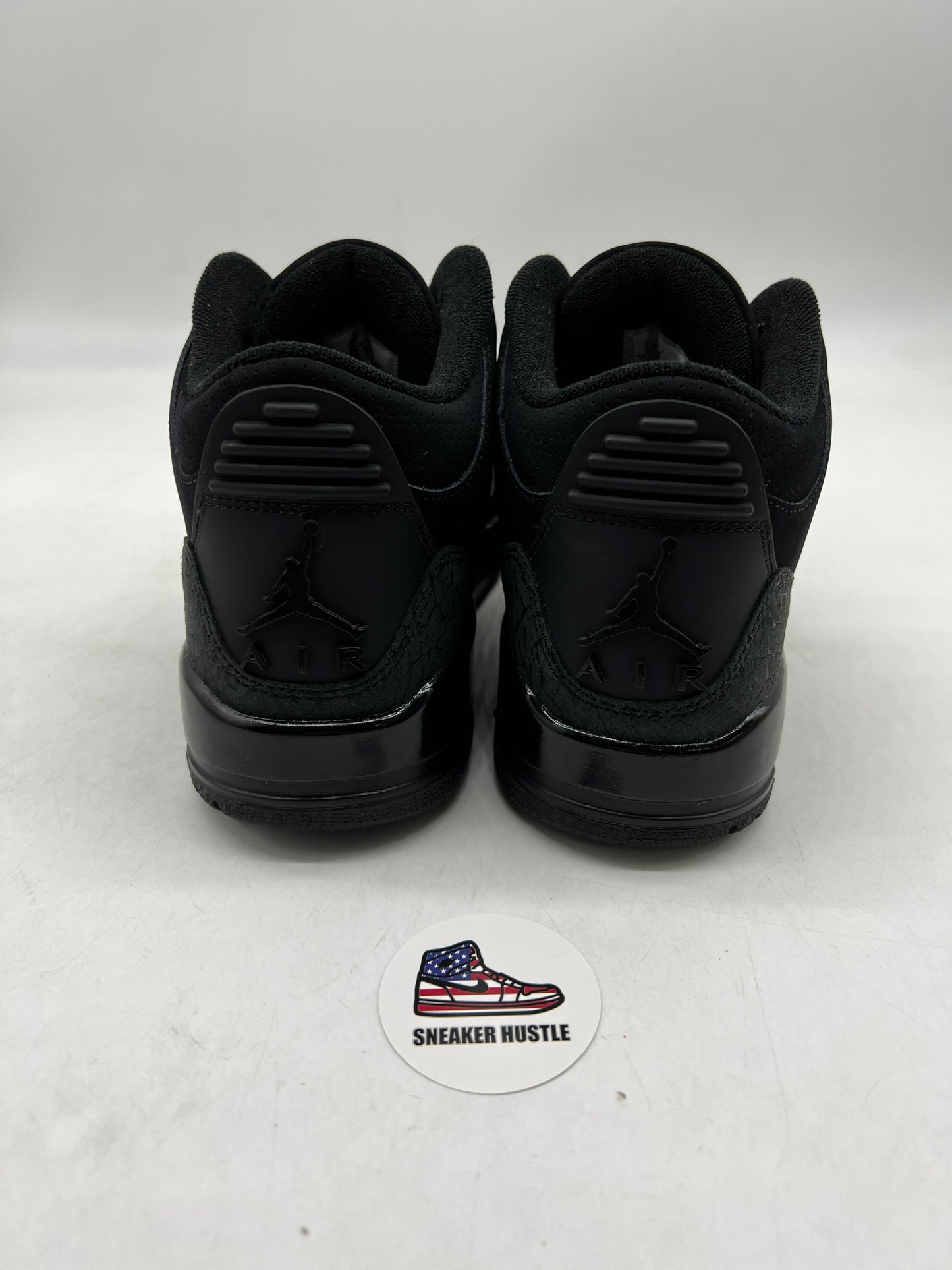 Jordan 3 Retro Black Cat (2025)