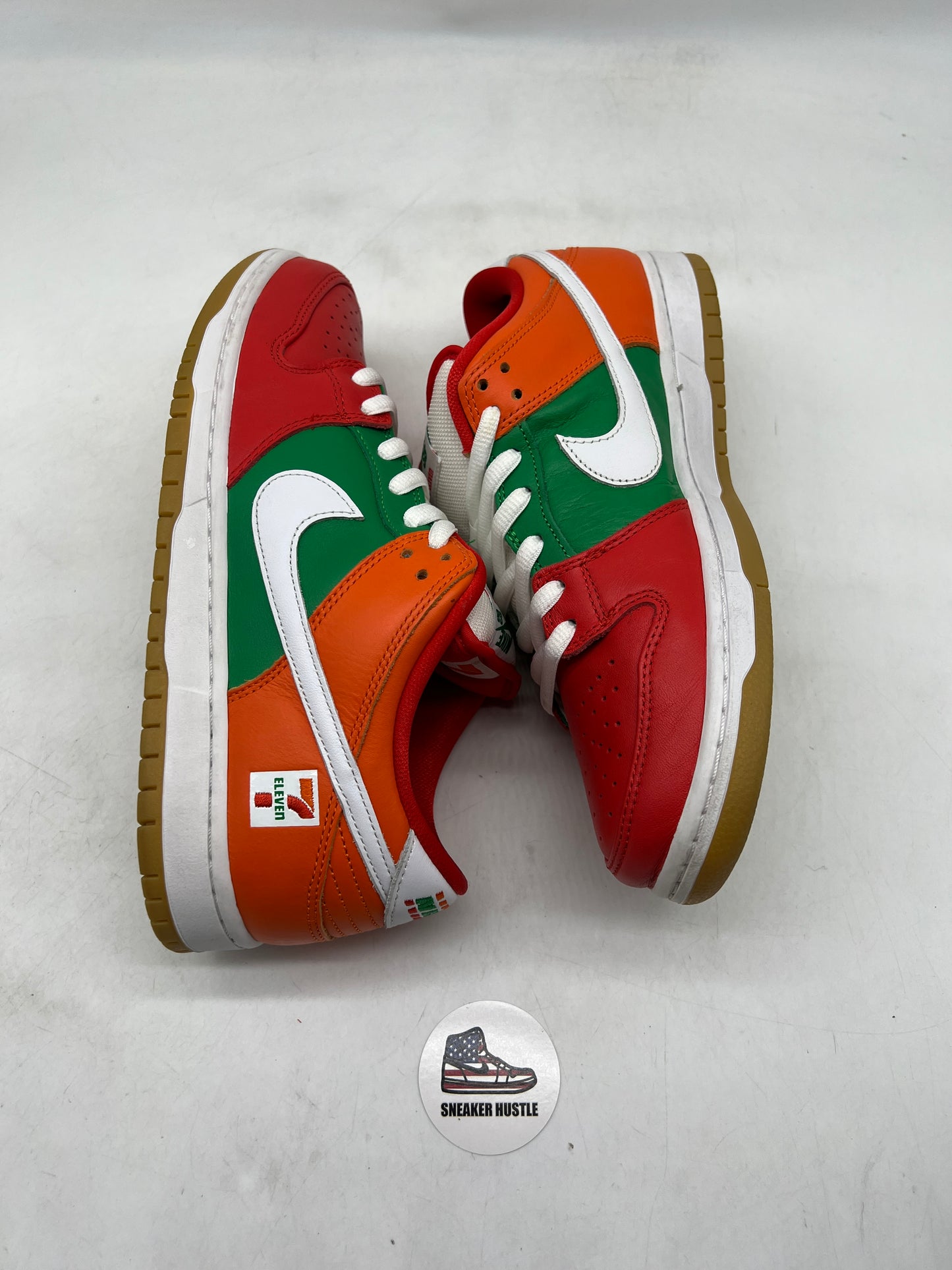 Nike SB Dunk Low 7-Eleven