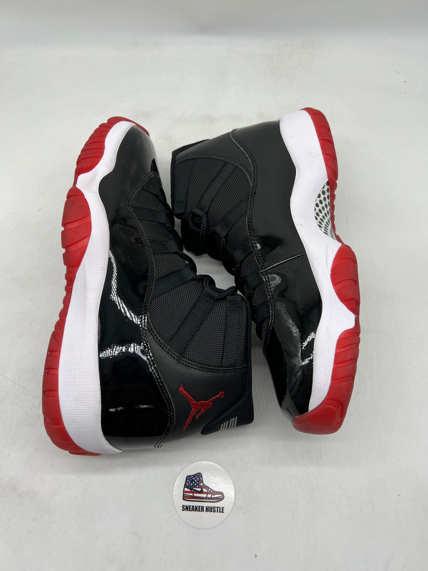 Jordan 11 Retro Playoffs Bred (2019)