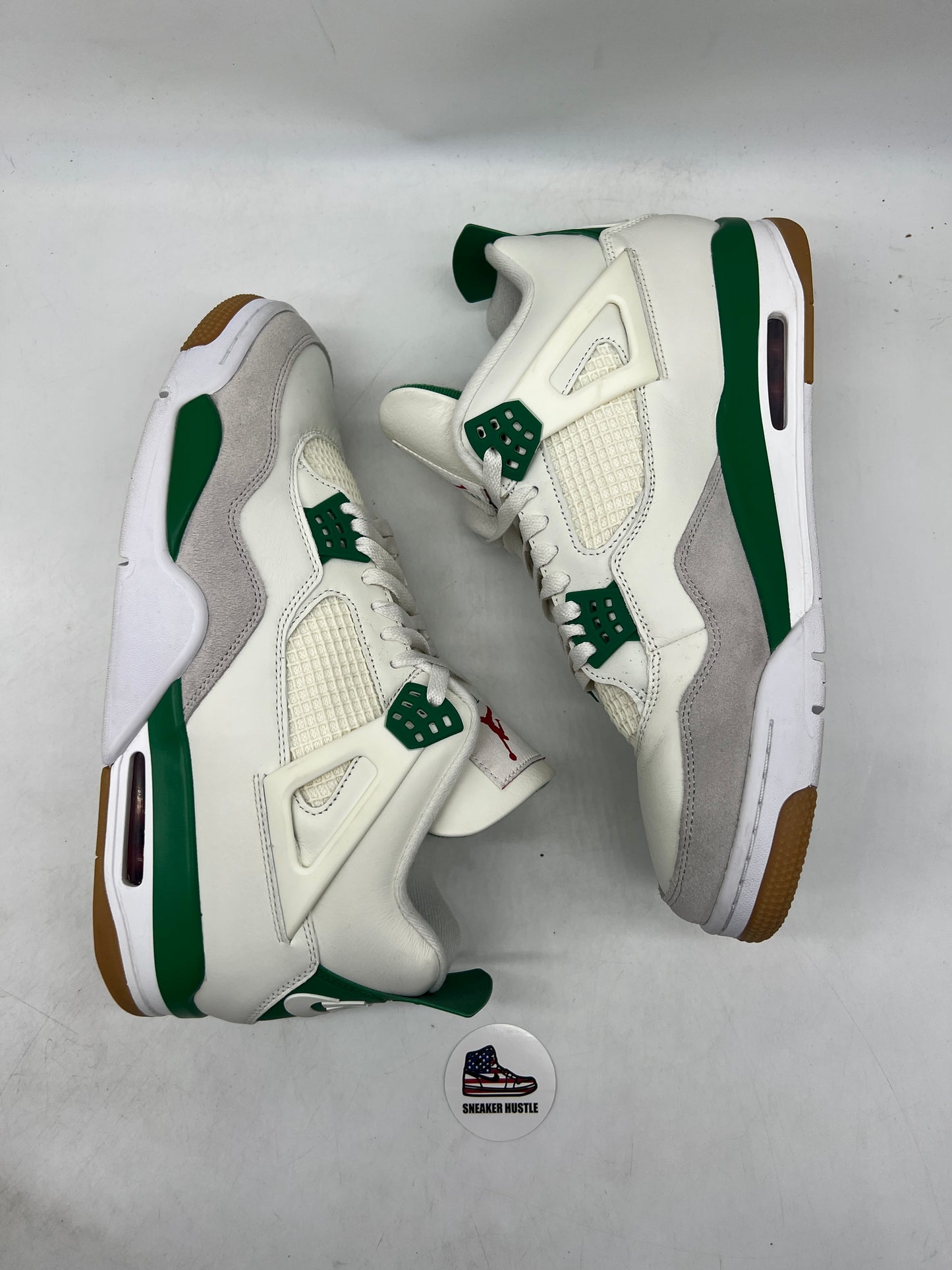 Jordan 4 Retro SB Pine Green