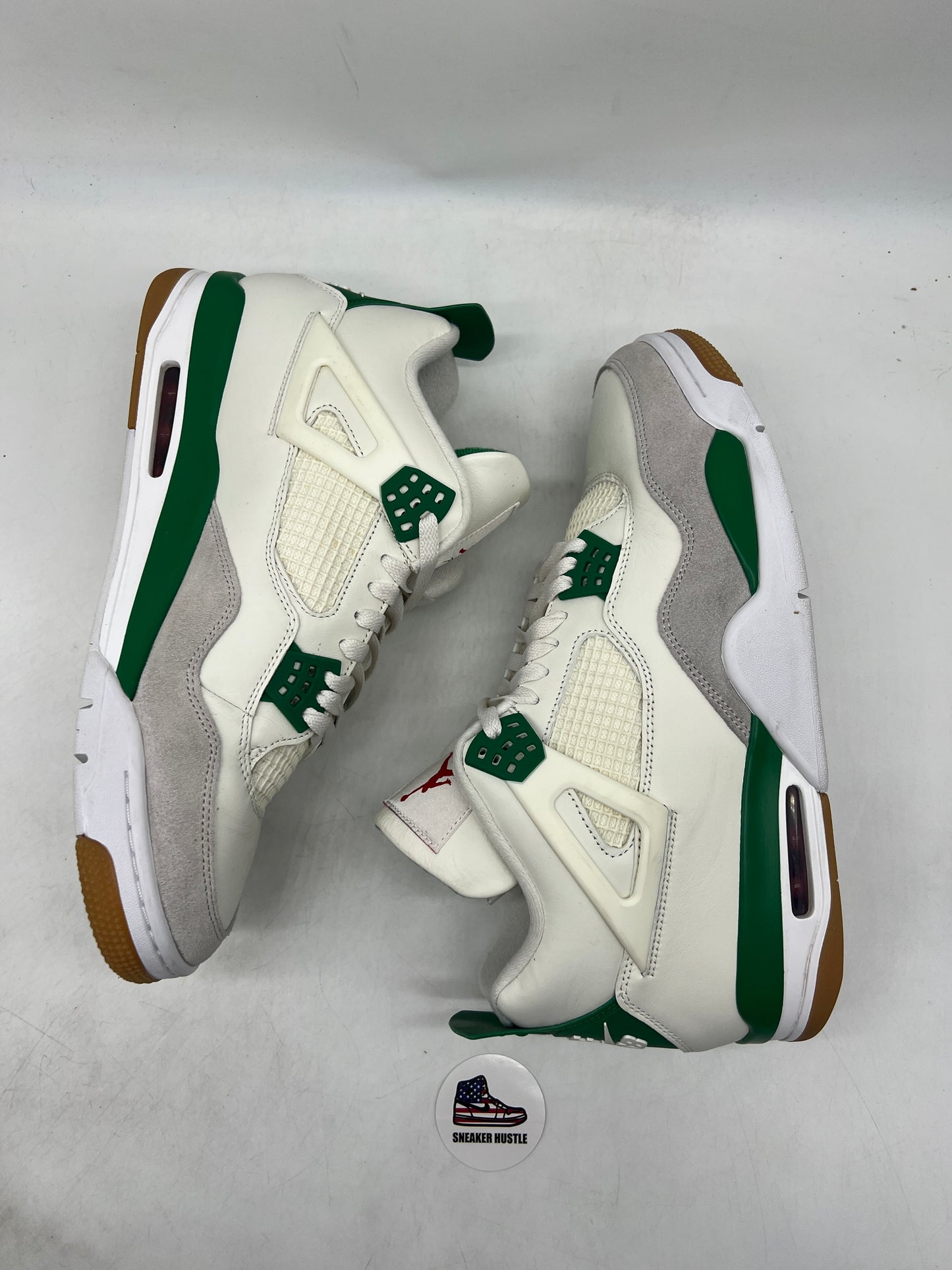Jordan 4 Retro SB Pine Green