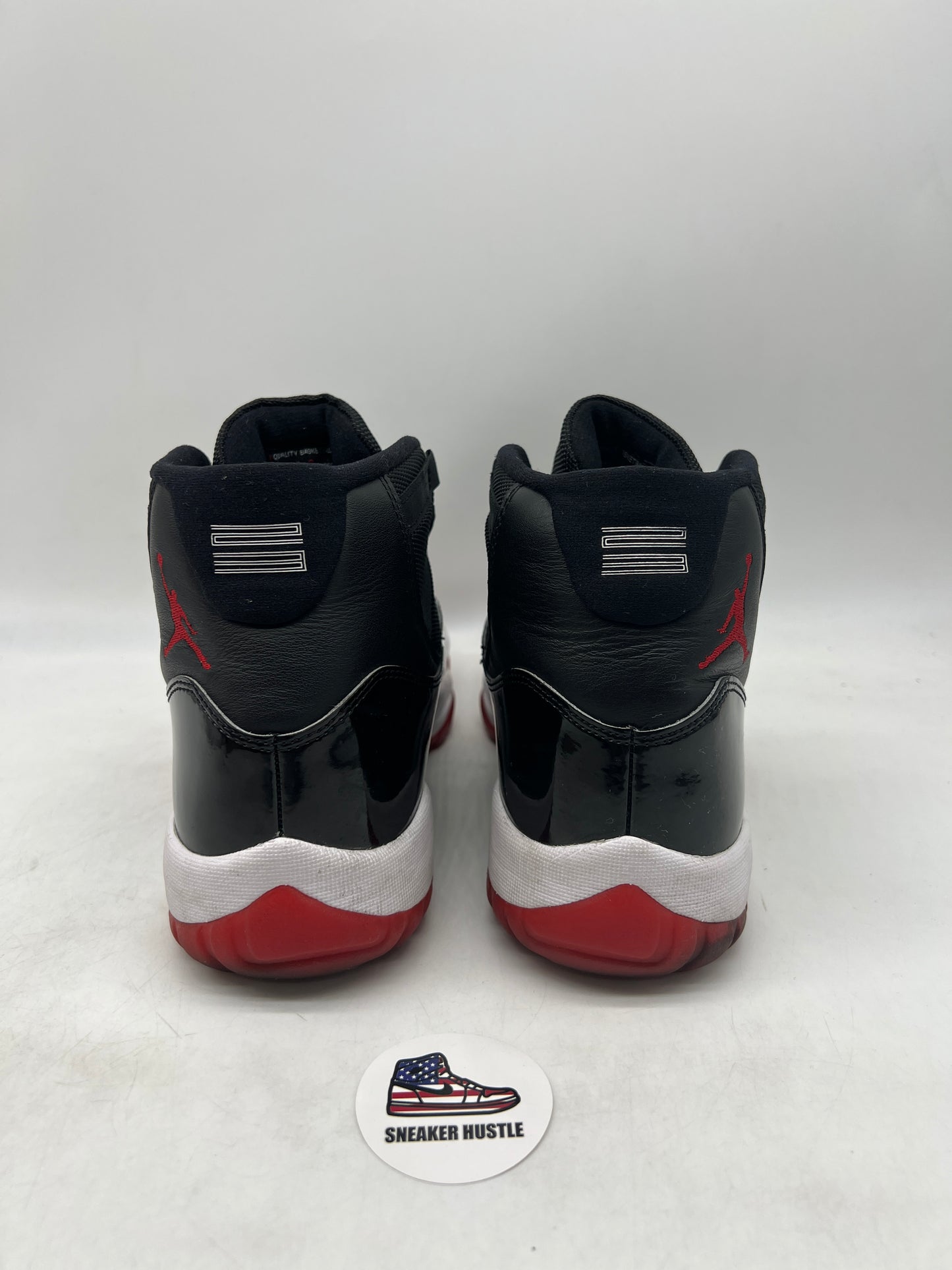 Jordan 11 Retro Playoffs Bred (2019)