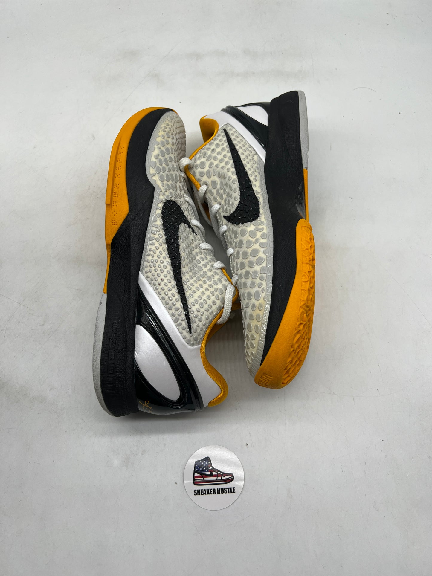 Kobe 6 Protro Playoff Pack White Del Sol