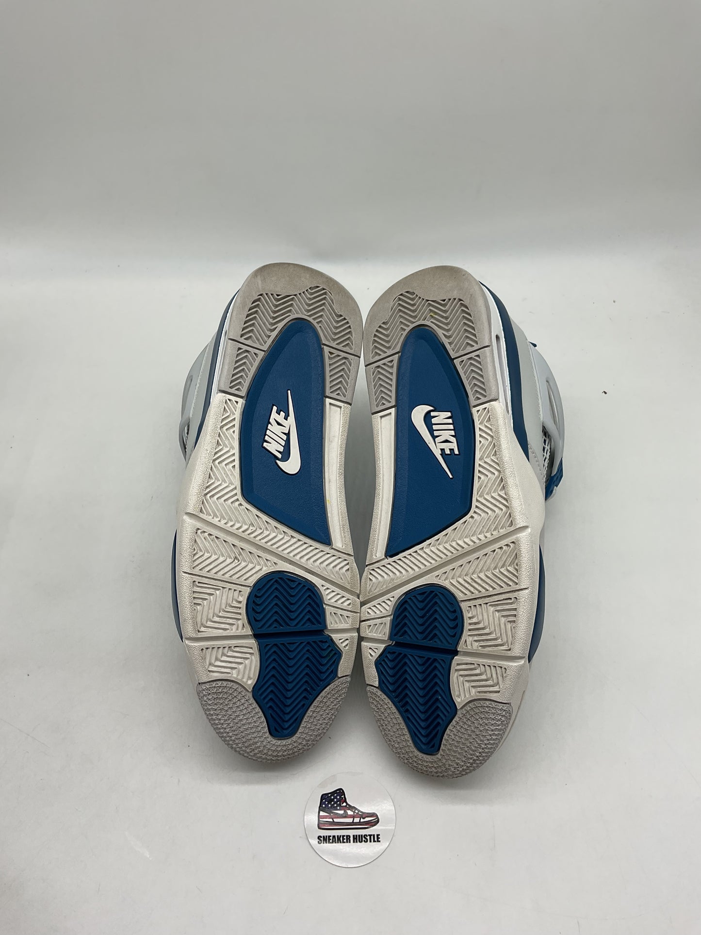 Jordan 4 Retro Military Blue (2024)