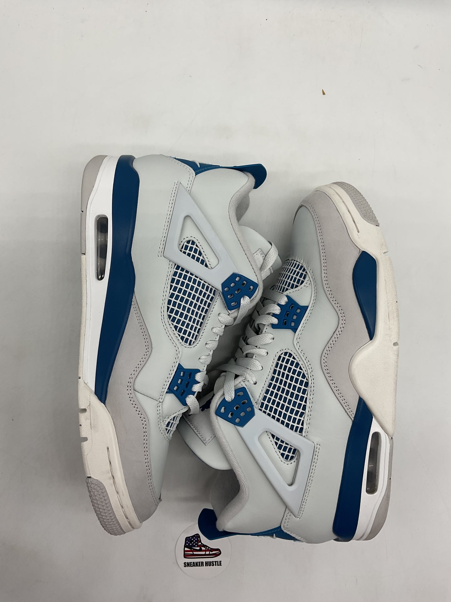 Jordan 4 Retro Military Blue (2024)