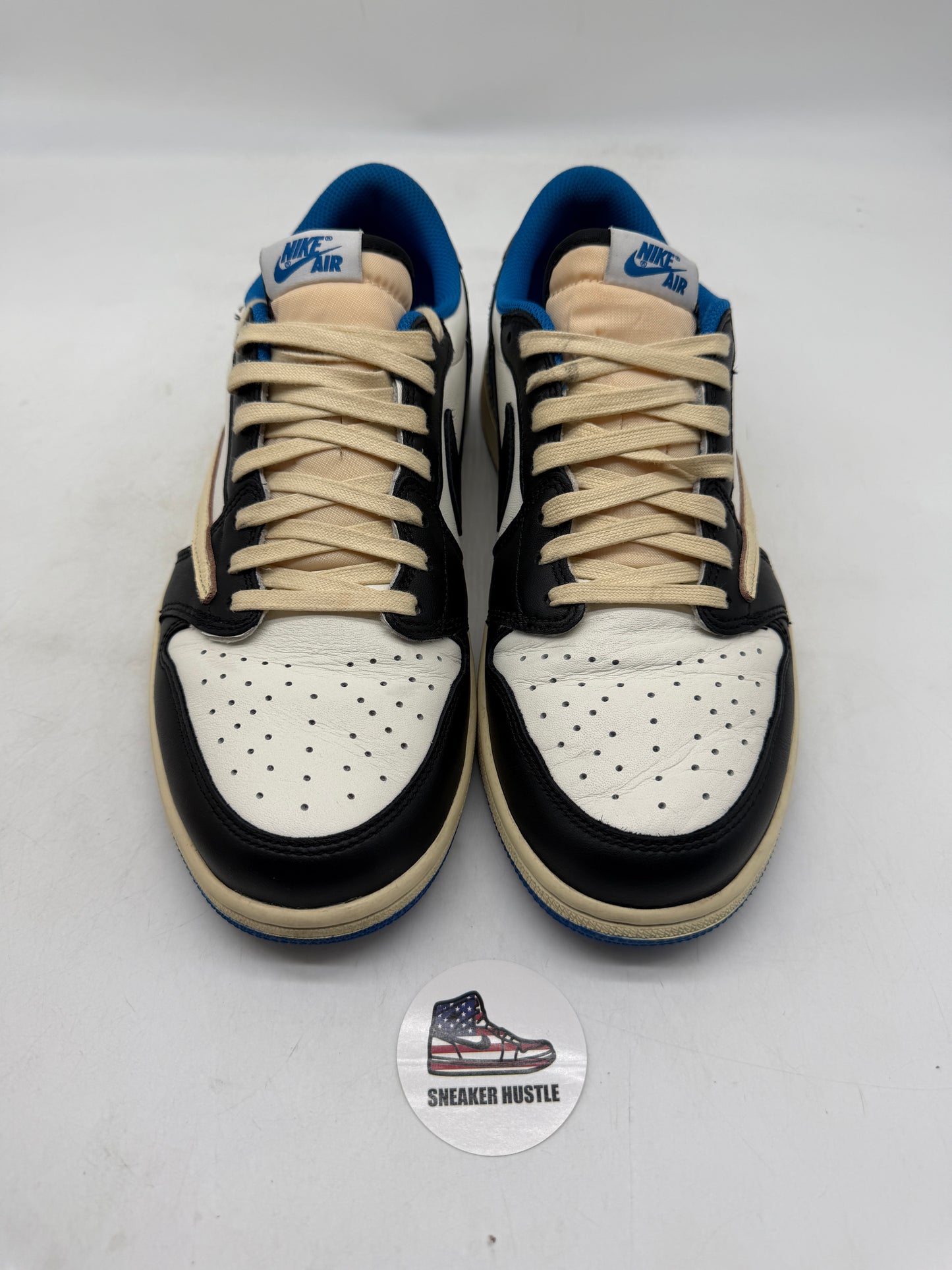 Jordan 1 Retro Low OG SP Fragment x Travis Scott