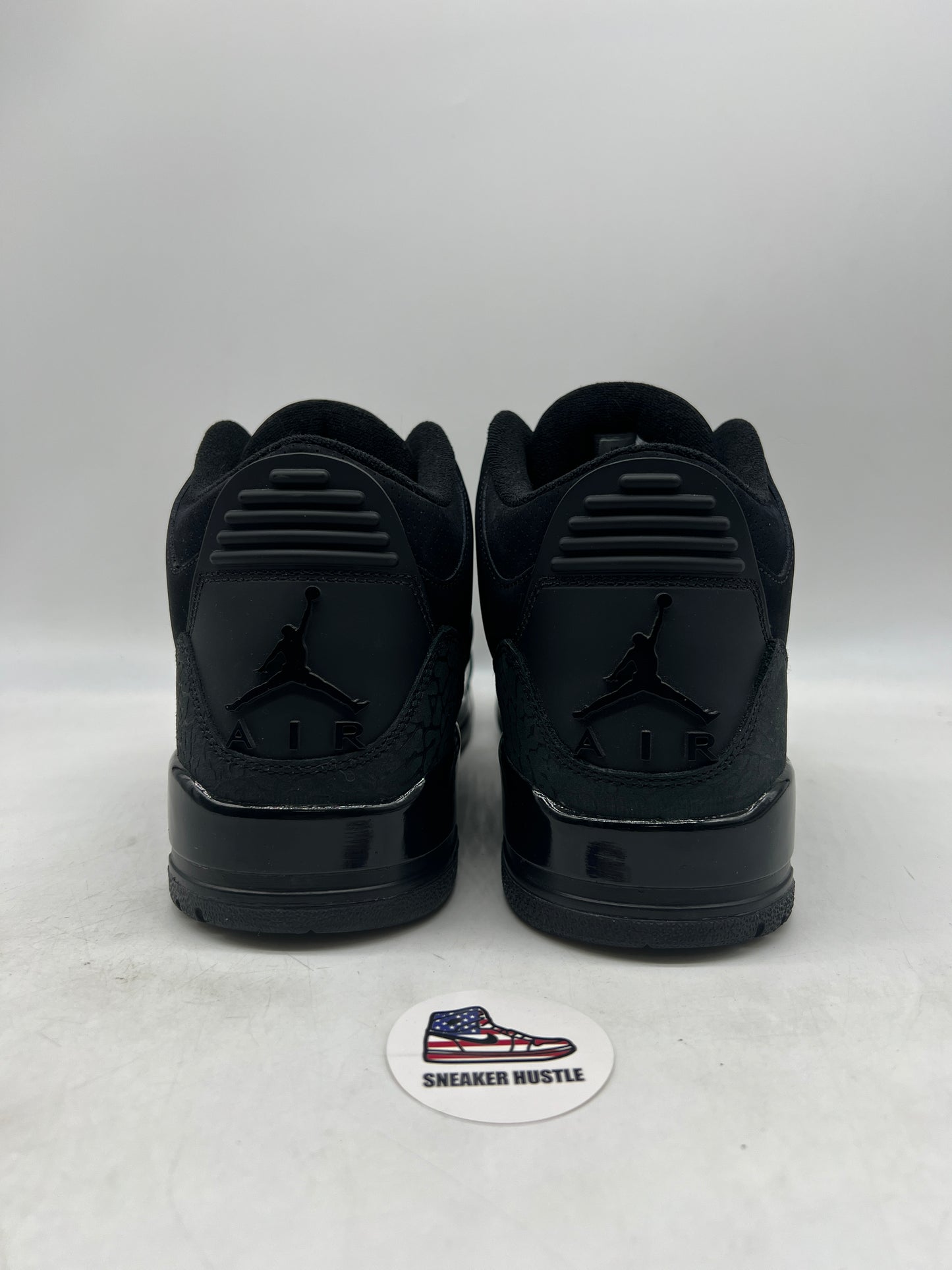 Jordan 3 Retro Black Cat (2025)