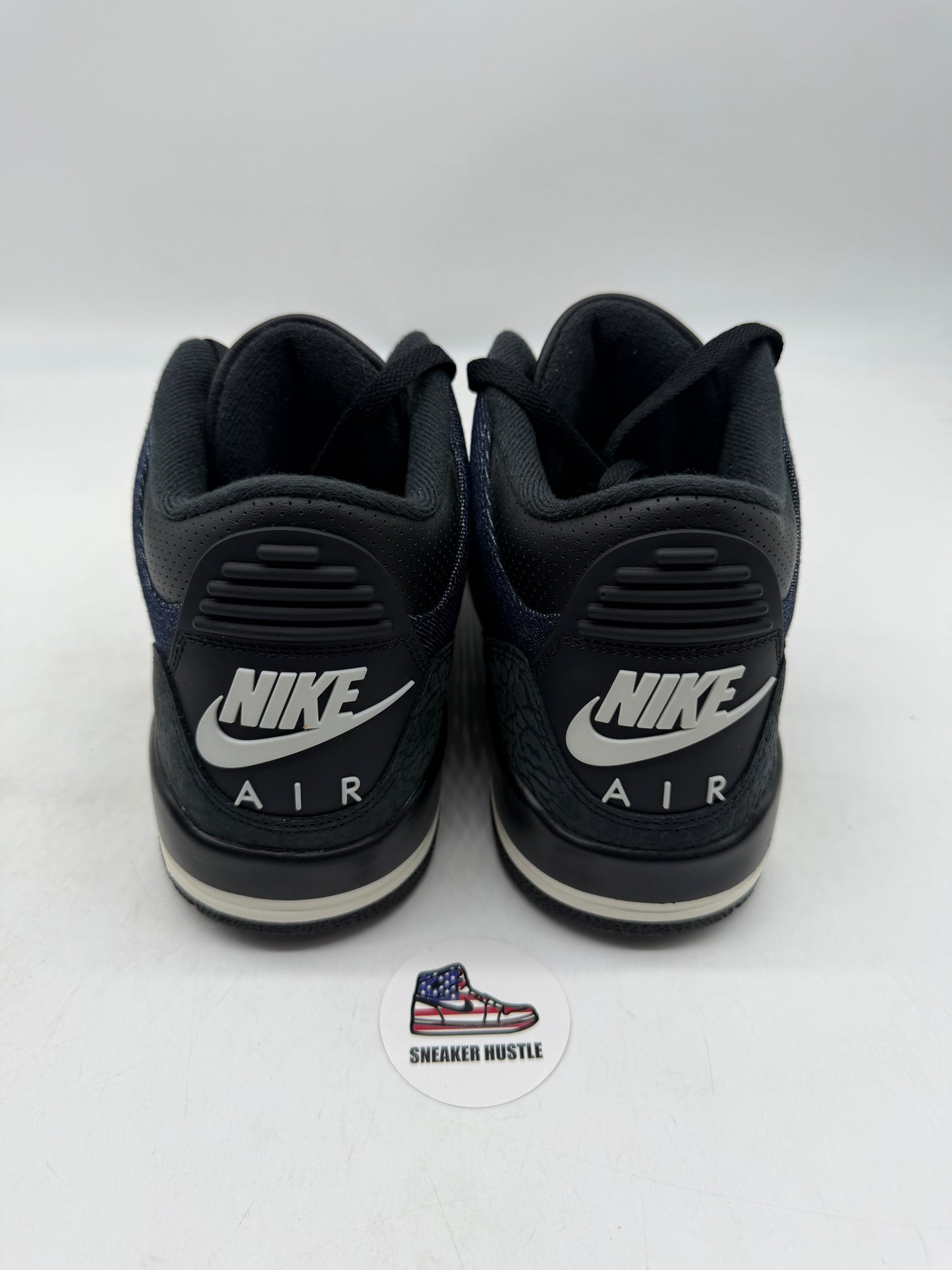 Jordan 3 Retro Levi’s Indigo