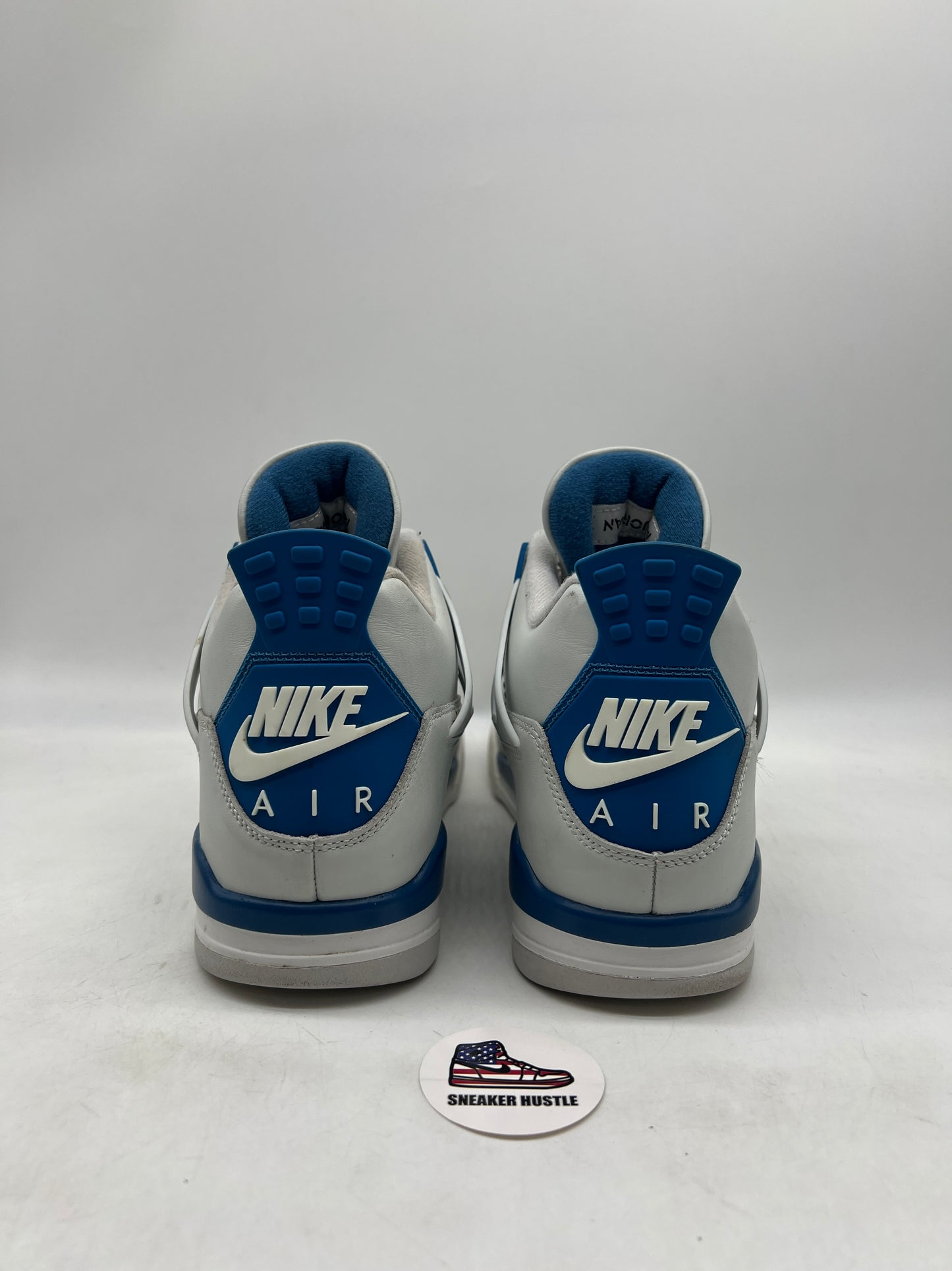 Jordan 4 Retro Military Blue (2024)