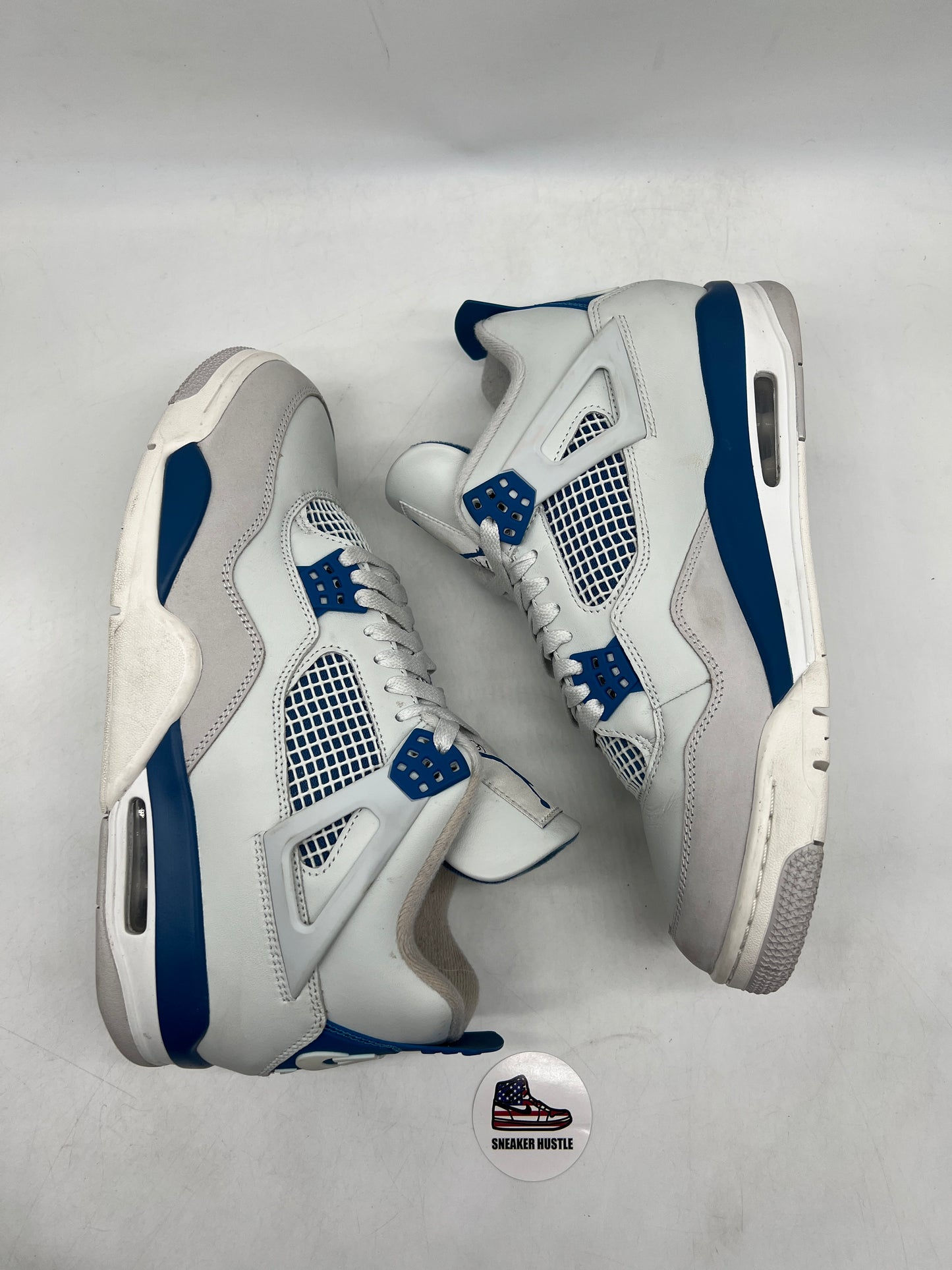 Jordan 4 Retro Military Blue (2024)