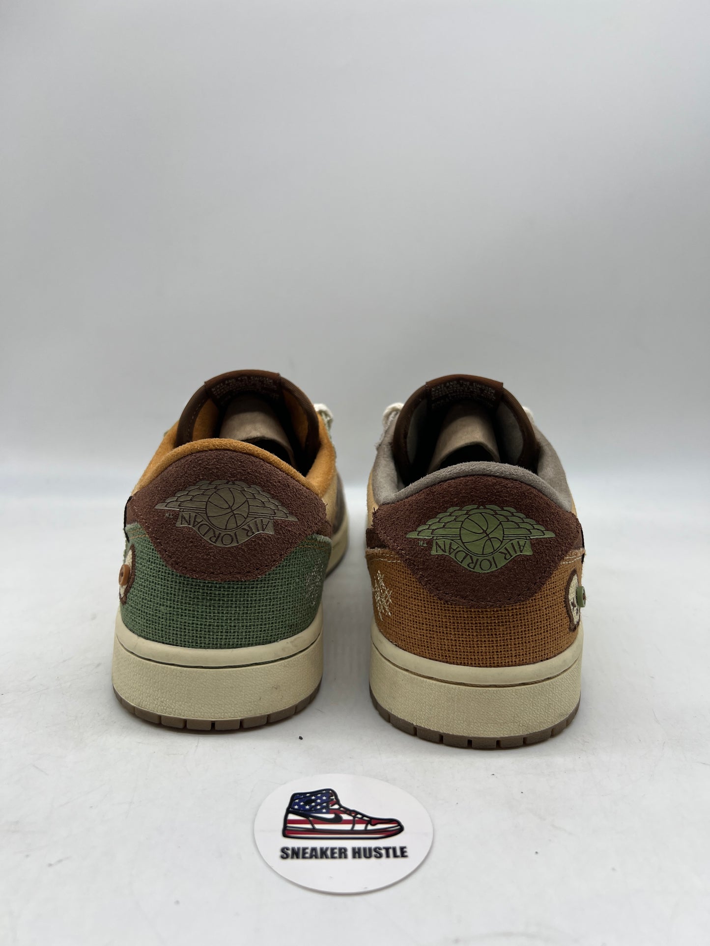 Jordan 1 Retro Low OG Zion Williamson Voodoo